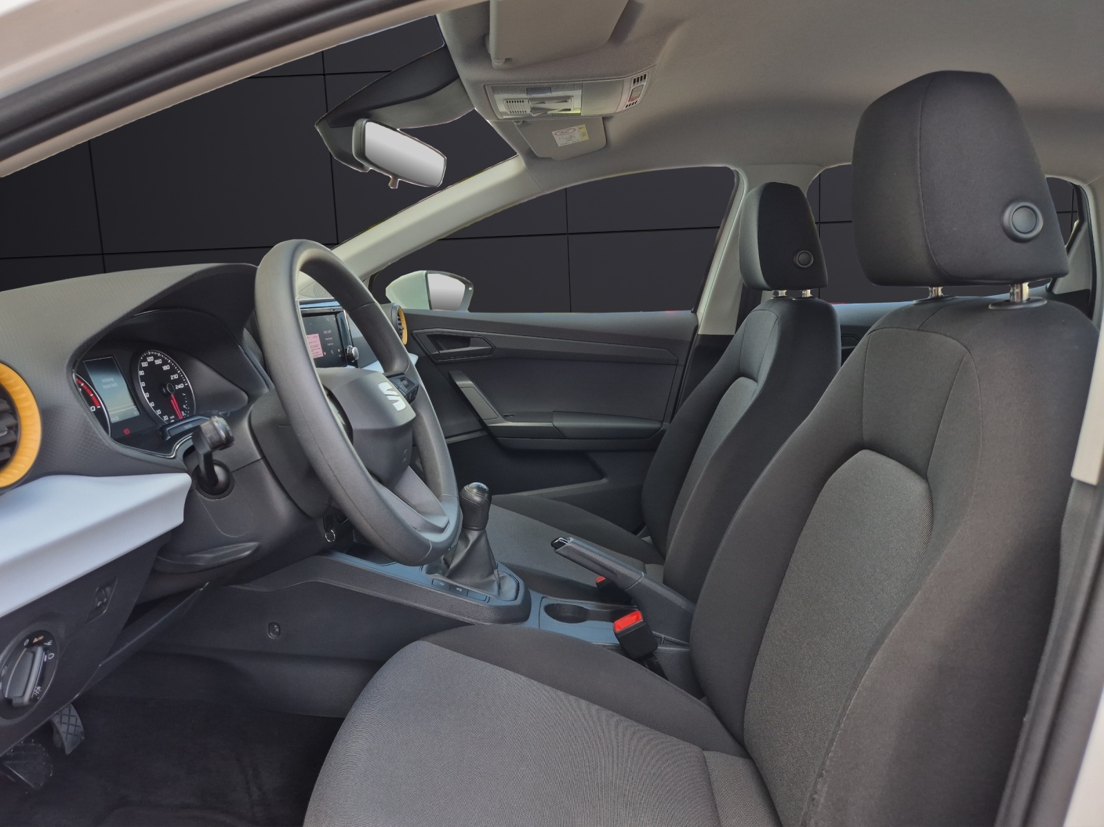 Fahrzeugabbildung SEAT Ibiza 1.0 Reference LED Klima DAB PDC SHZ LM