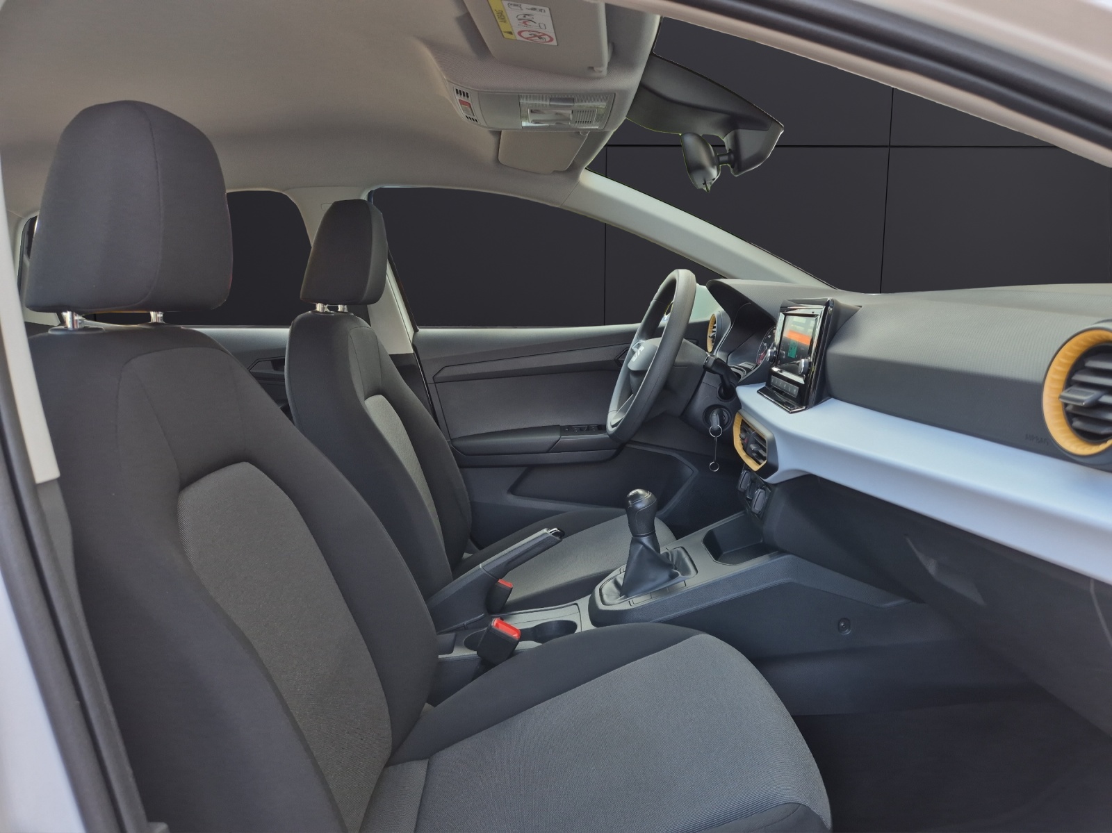 Fahrzeugabbildung SEAT Ibiza 1.0 Reference LED Klima DAB PDC SHZ LM