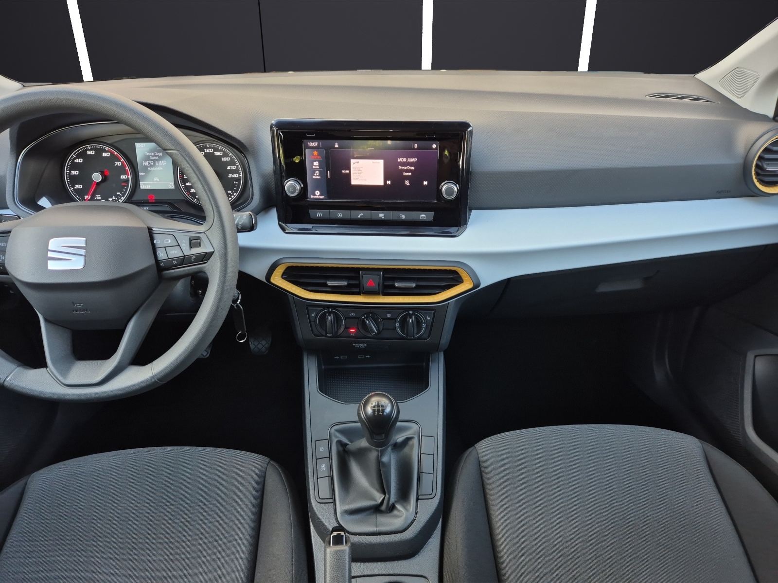 Fahrzeugabbildung SEAT Ibiza 1.0 Reference LED Klima DAB PDC SHZ LM