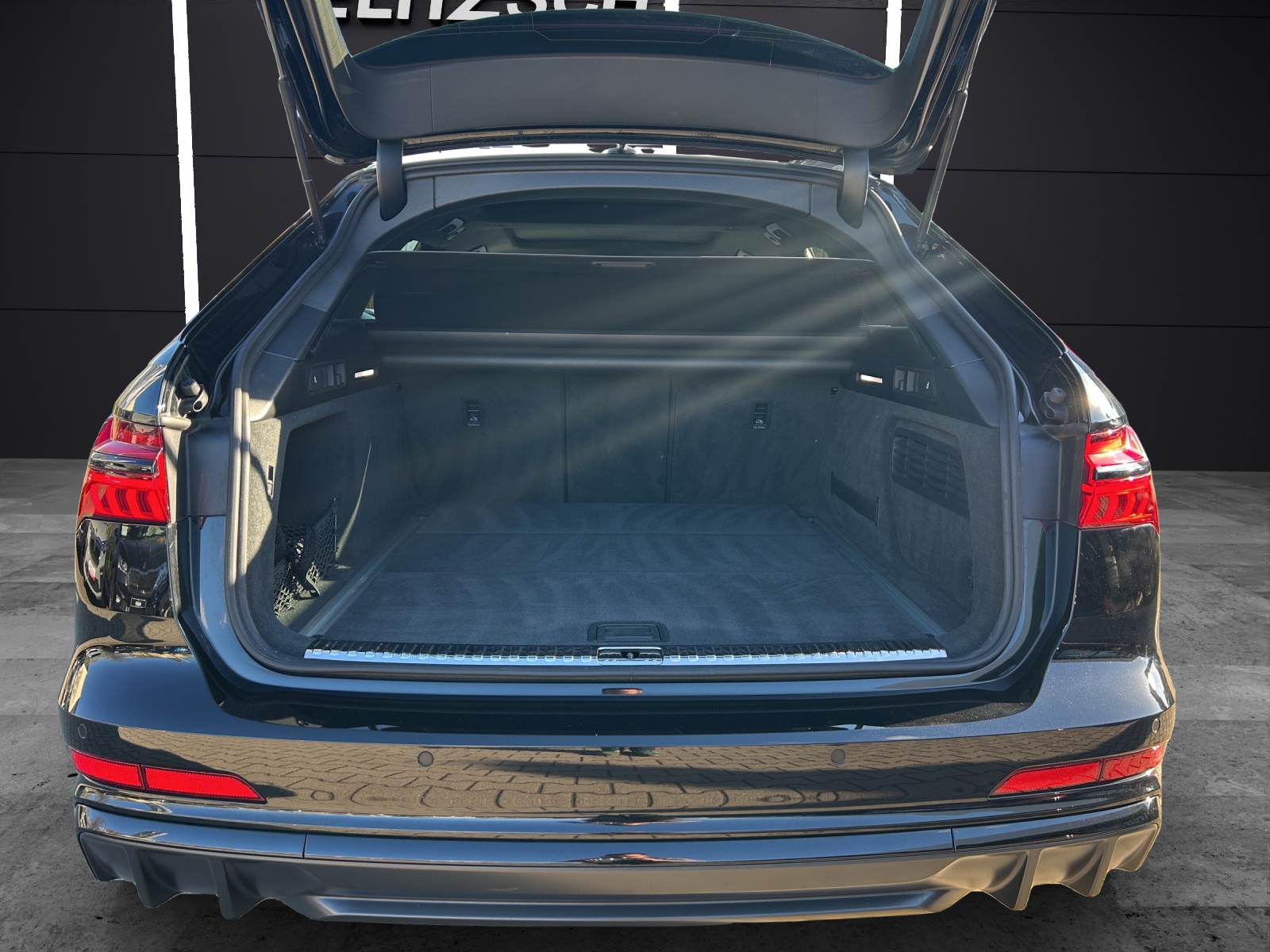 Fahrzeugabbildung Audi S6 Avant TDI quattro AHZV HD MATRIX HEAD UP STANDH ACC