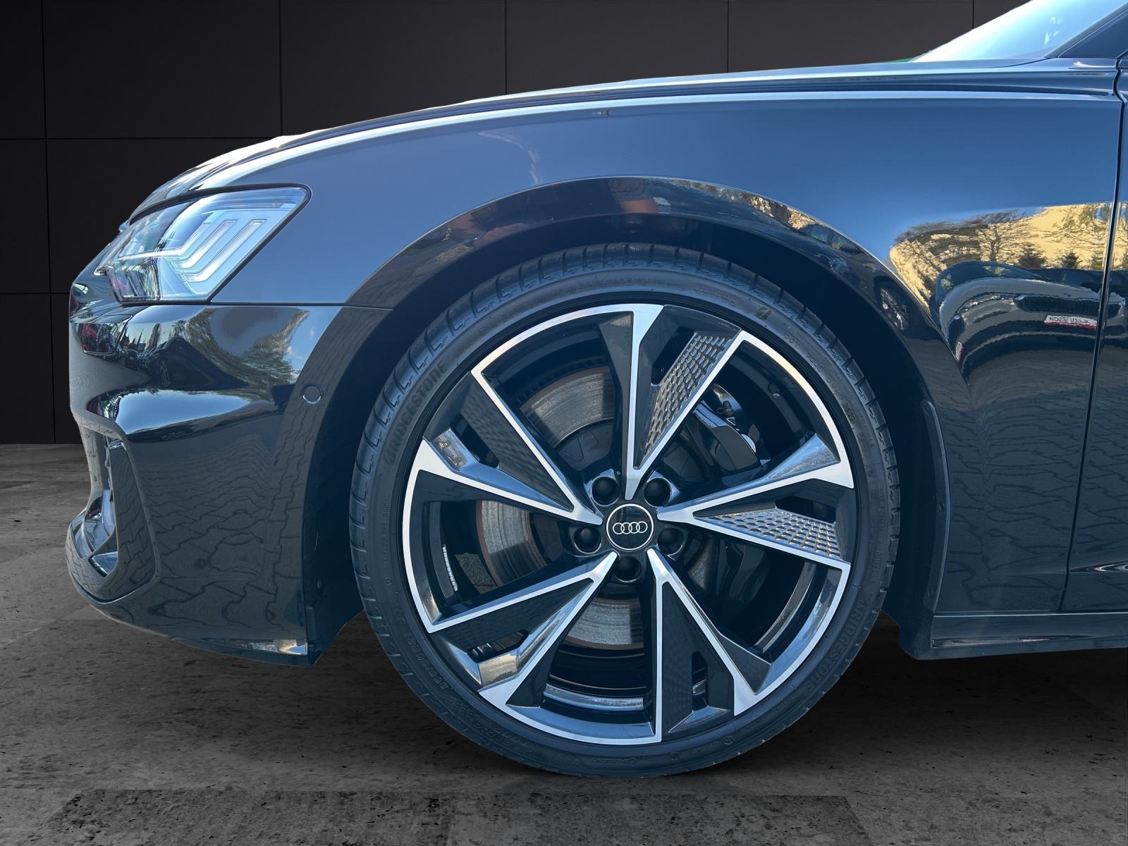 Fahrzeugabbildung Audi S6 Avant TDI quattro AHZV HD MATRIX HEAD UP STANDH ACC