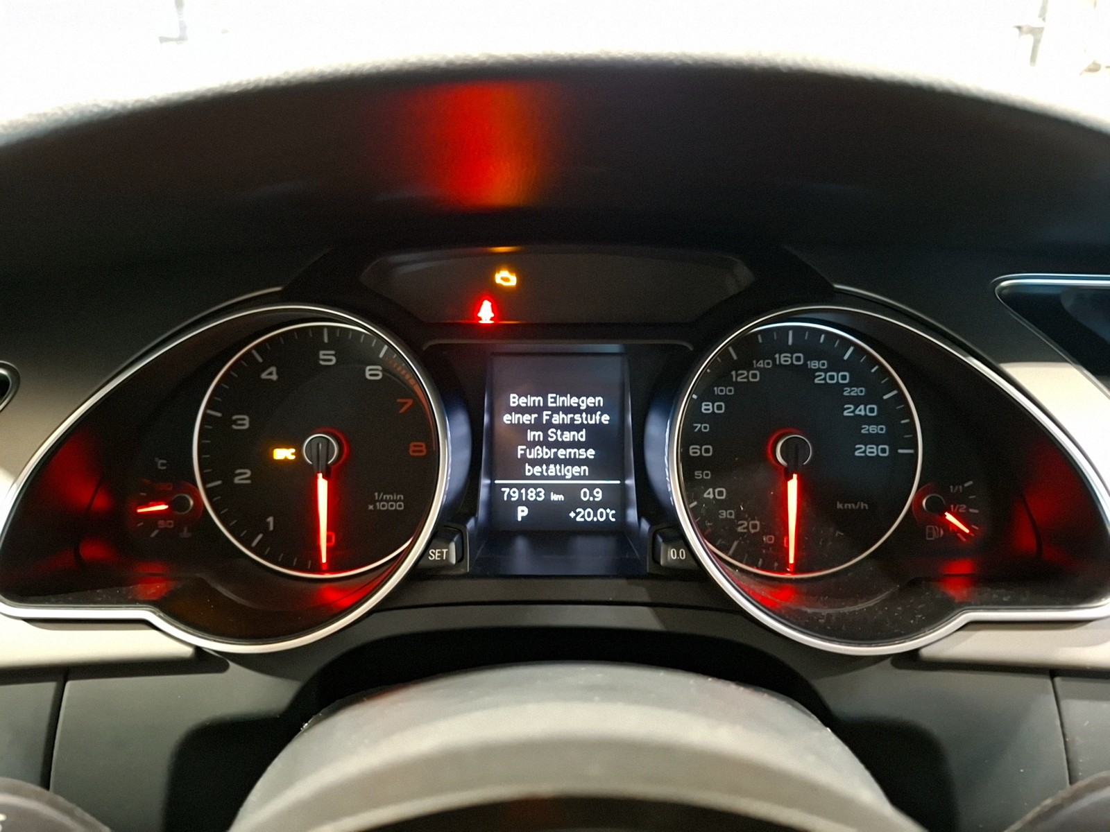 Fahrzeugabbildung Audi A5 Sportback TFSI quattro NAVI AHK SH