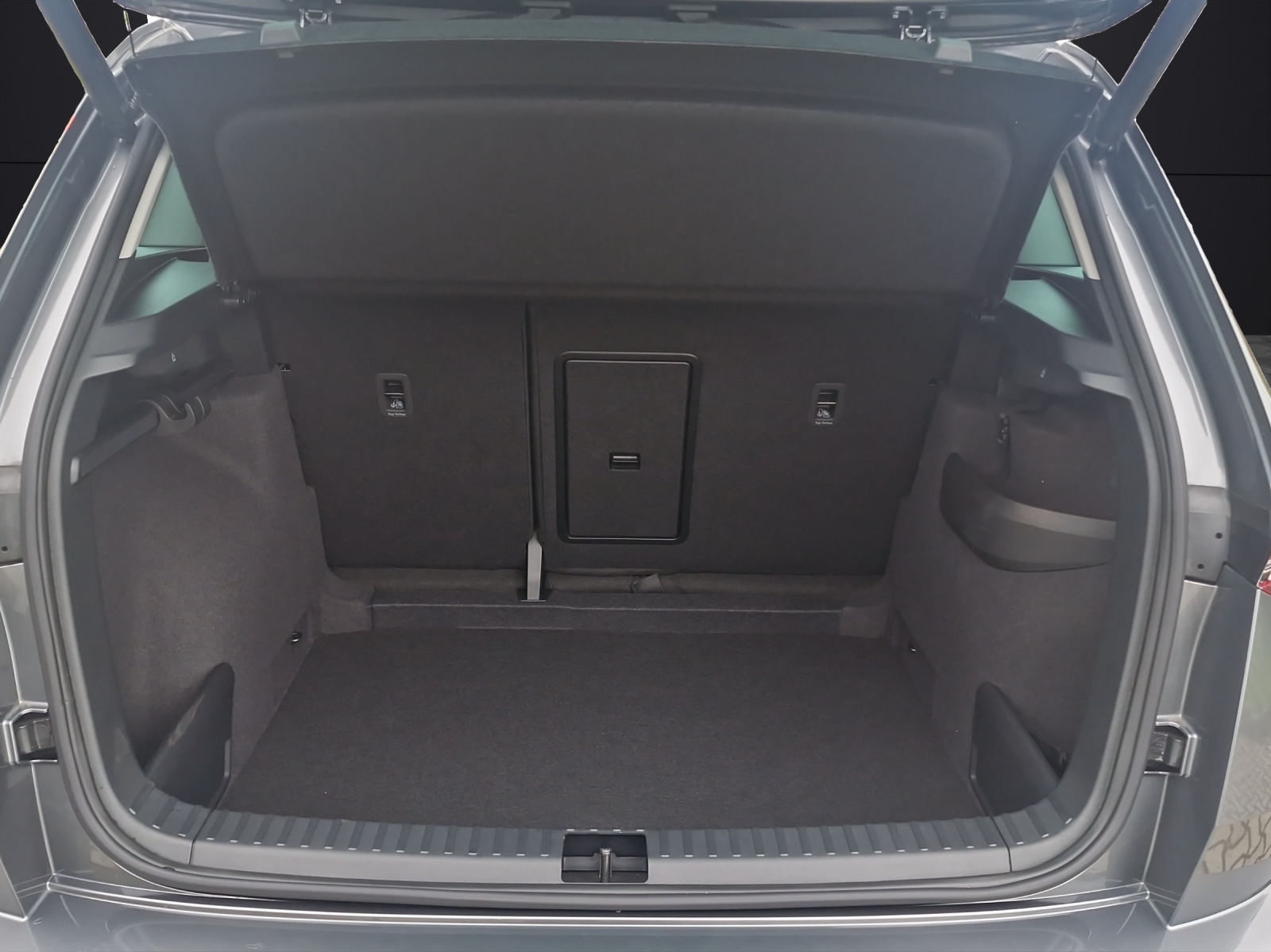 Fahrzeugabbildung SKODA Karoq Balance 1.5 TSI DSG AHZ RFK ACC