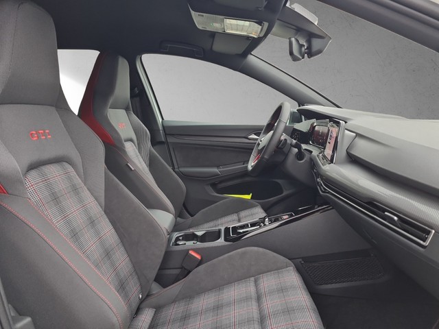 Fahrzeugabbildung Volkswagen Golf VIII GTI Matrix Standhzg Sound ACC DSG PDC SH 19