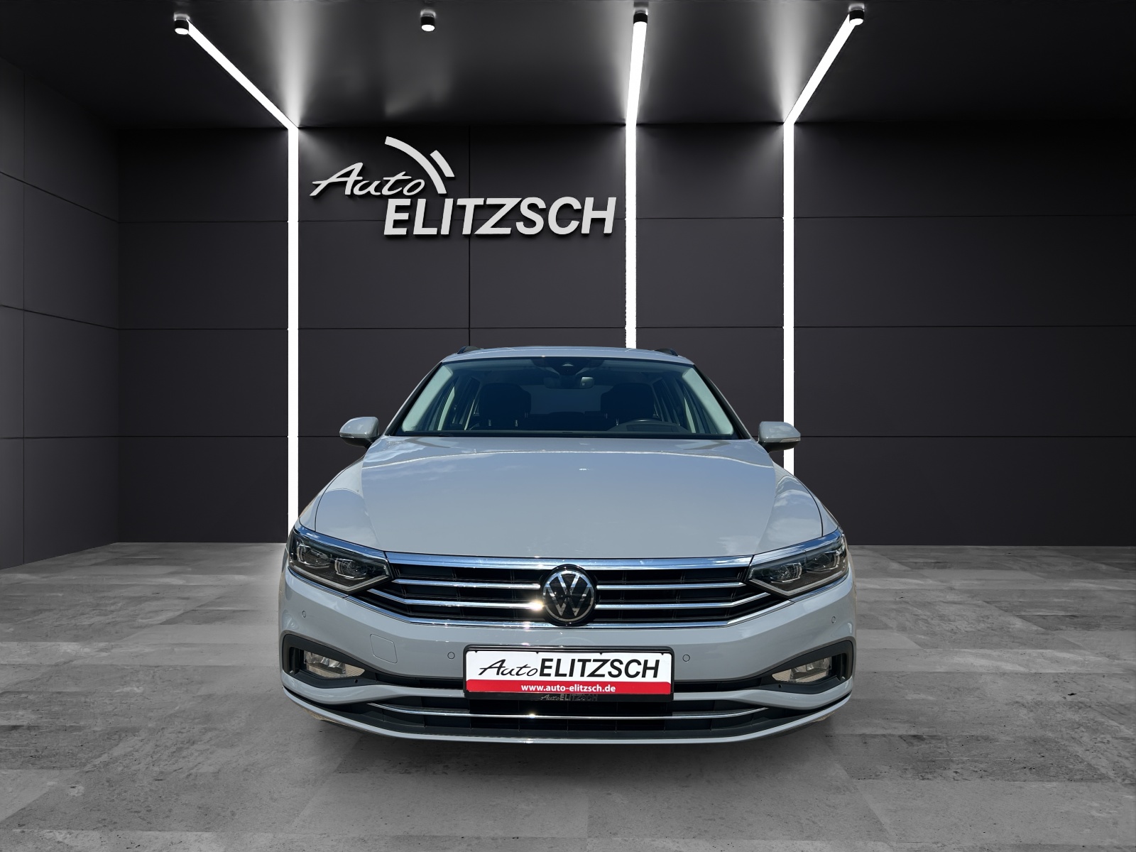 Fahrzeugabbildung Volkswagen Passat Variant TDI Business Matrix Navi ACC AID HUD SHZ LHZ Massage