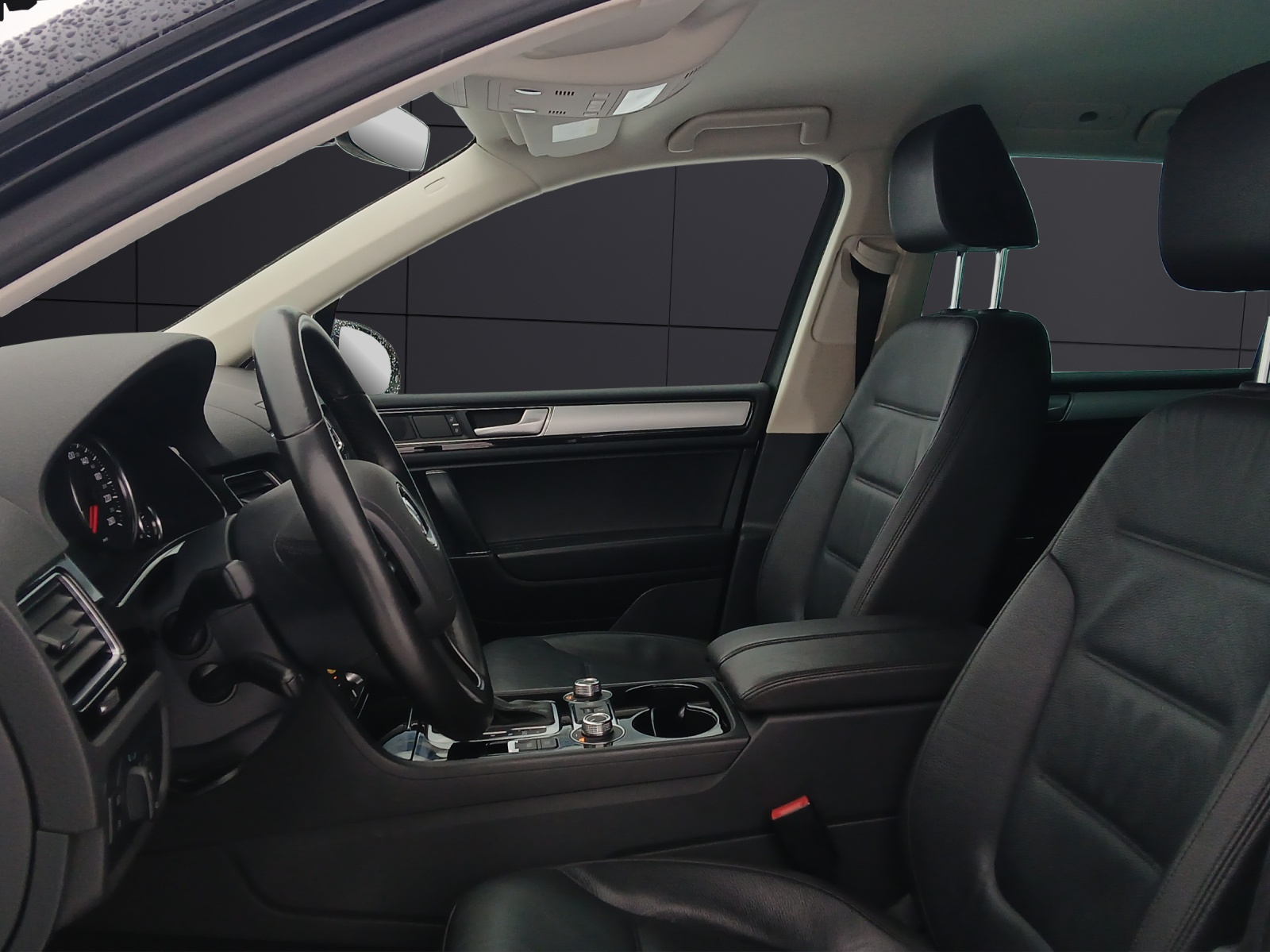 Fahrzeugabbildung Volkswagen Touareg TDI Terrain-Tech R-Line 4M Xenon AHK Navi Luft Leder SH 19