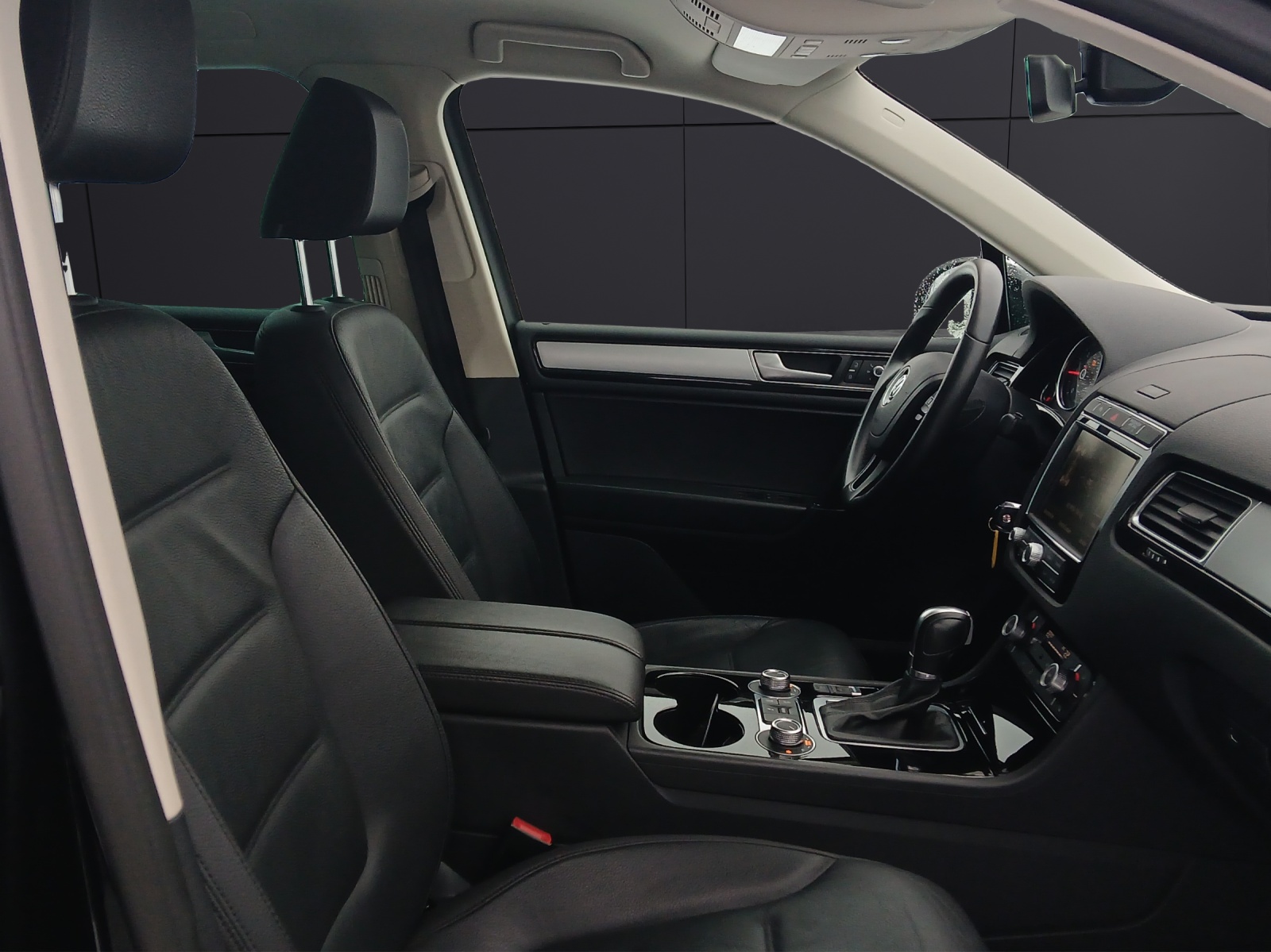 Fahrzeugabbildung Volkswagen Touareg TDI Terrain-Tech R-Line 4M Xenon AHK Navi Luft Leder SH 19