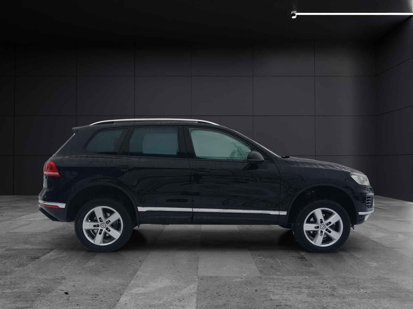 Fahrzeugabbildung Volkswagen Touareg TDI Terrain-Tech R-Line 4M Xenon AHK Navi Luft Leder SH 19