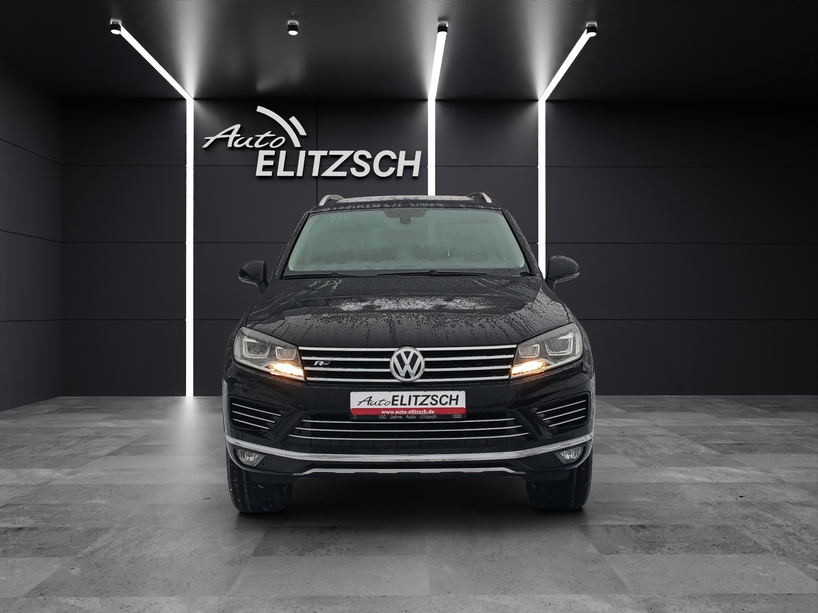 Fahrzeugabbildung Volkswagen Touareg TDI Terrain-Tech R-Line 4M Xenon AHK Navi Luft Leder SH 19