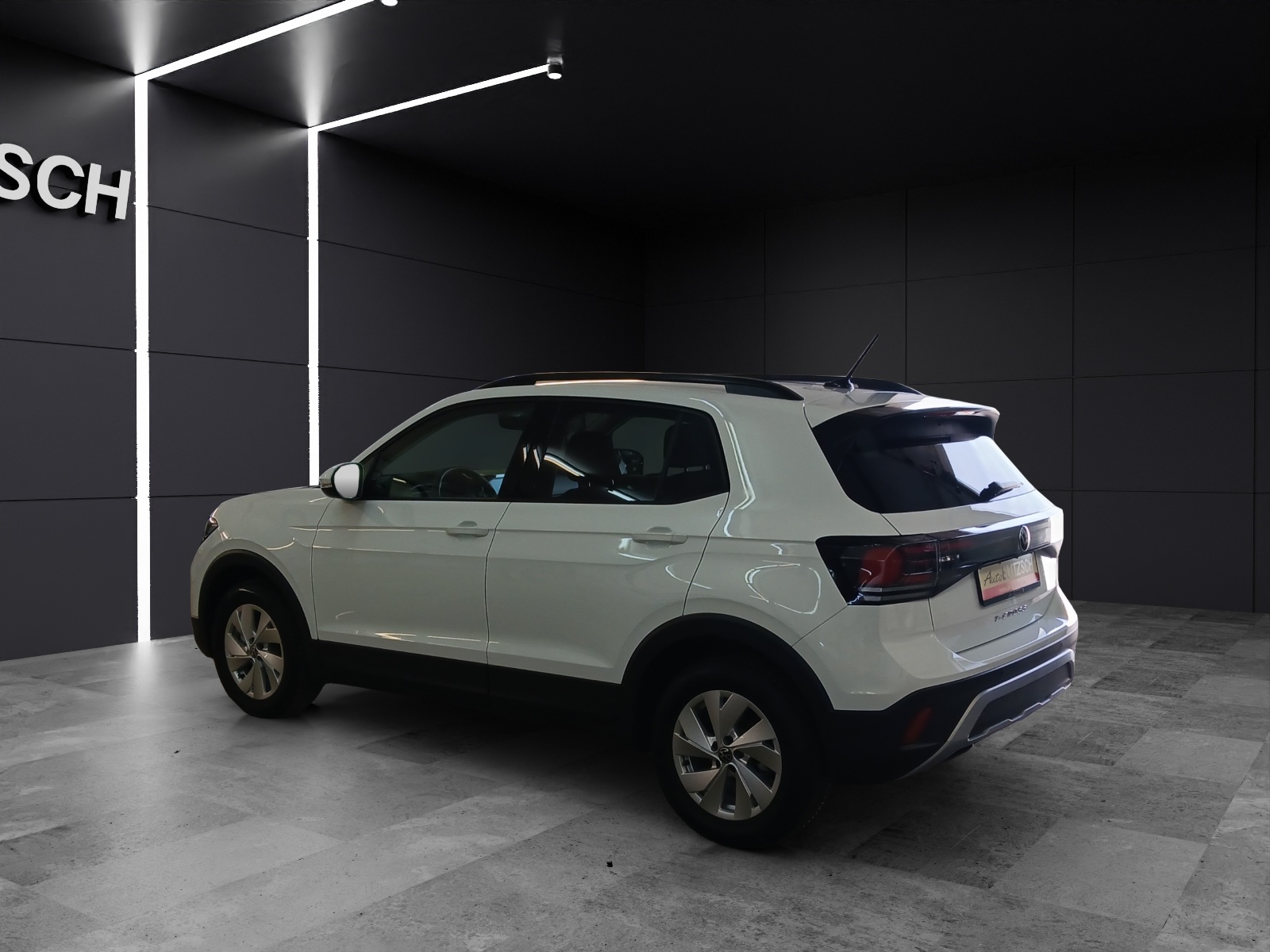 Fahrzeugabbildung Volkswagen T-Cross Life DSG LED RearView Ready2Discover