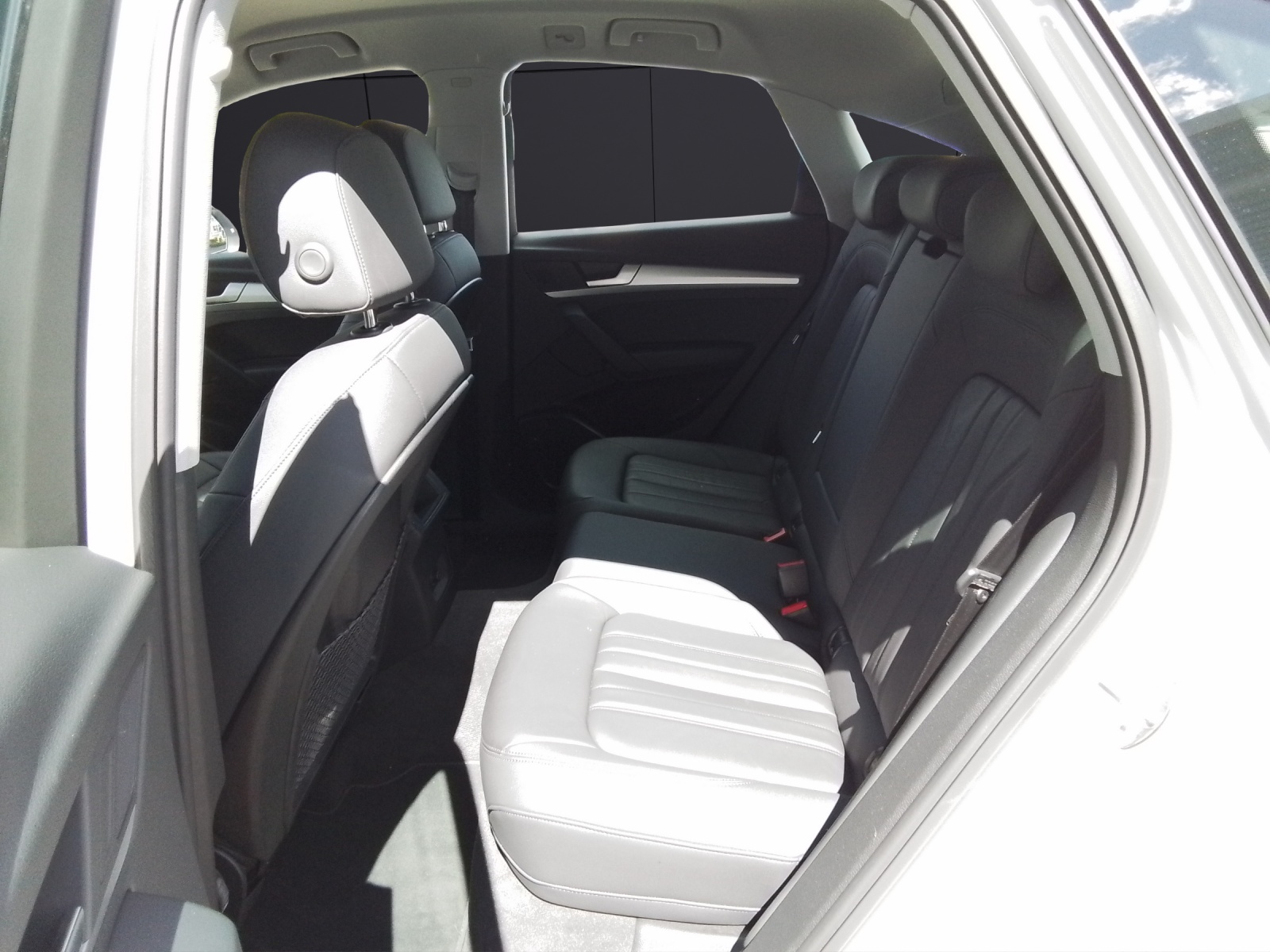 Fahrzeugabbildung Audi Q5 Sportback 40 TDI quattro Matrix Navi Leder AVC ACC RFK SH