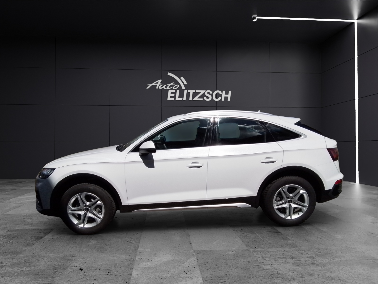 Fahrzeugabbildung Audi Q5 Sportback 40 TDI quattro Matrix Navi Leder AVC ACC RFK SH
