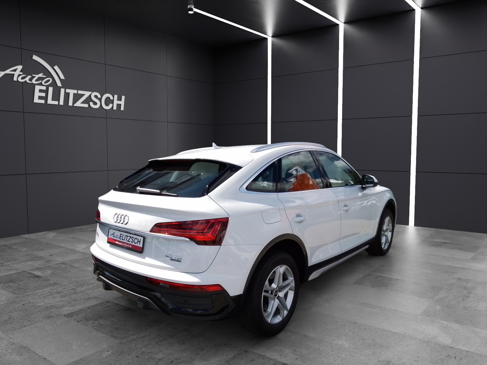 Fahrzeugabbildung Audi Q5 Sportback 40 TDI quattro Matrix Navi Leder AVC ACC RFK SH