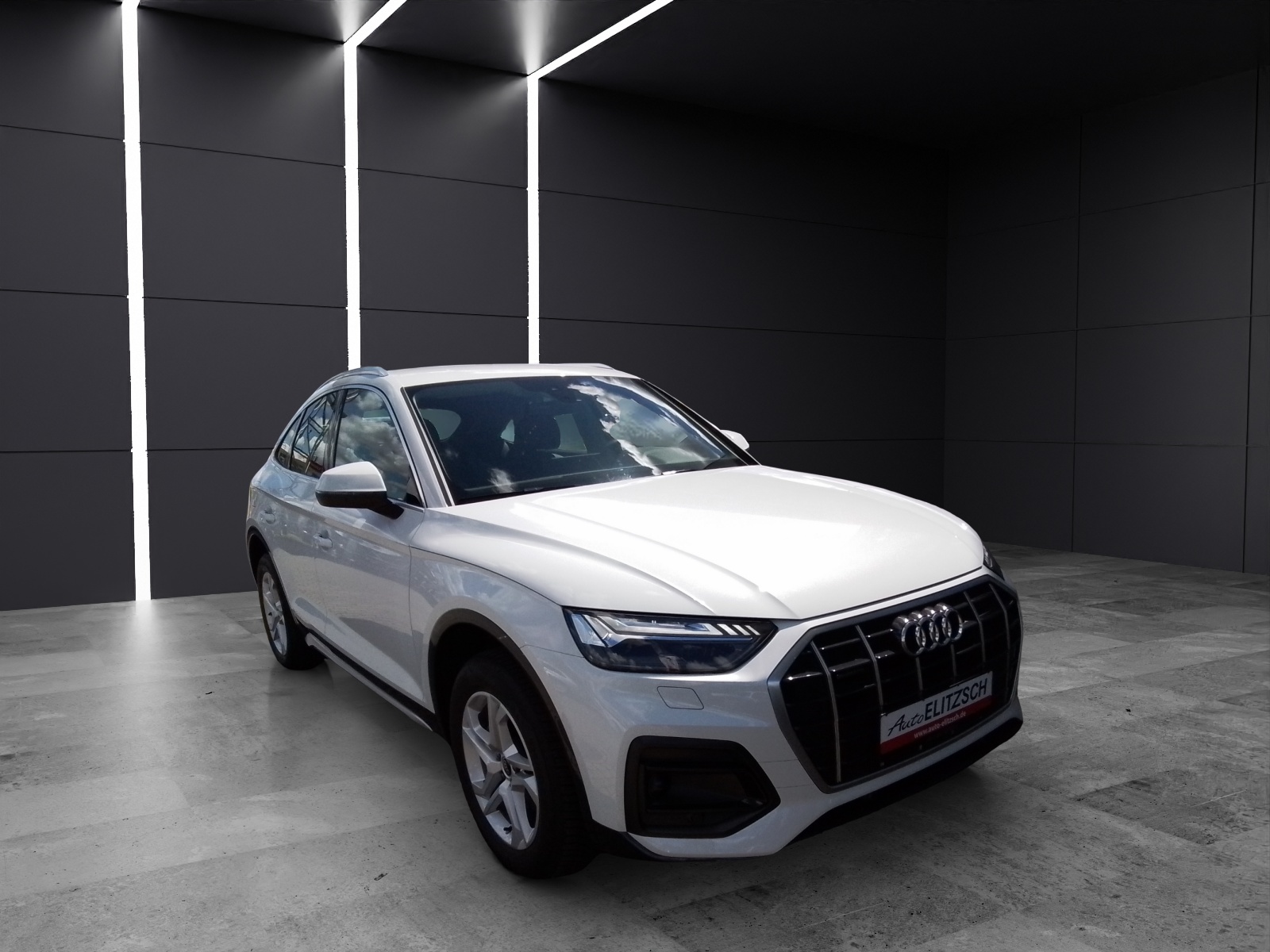Fahrzeugabbildung Audi Q5 Sportback 40 TDI quattro Matrix Navi Leder AVC ACC RFK SH