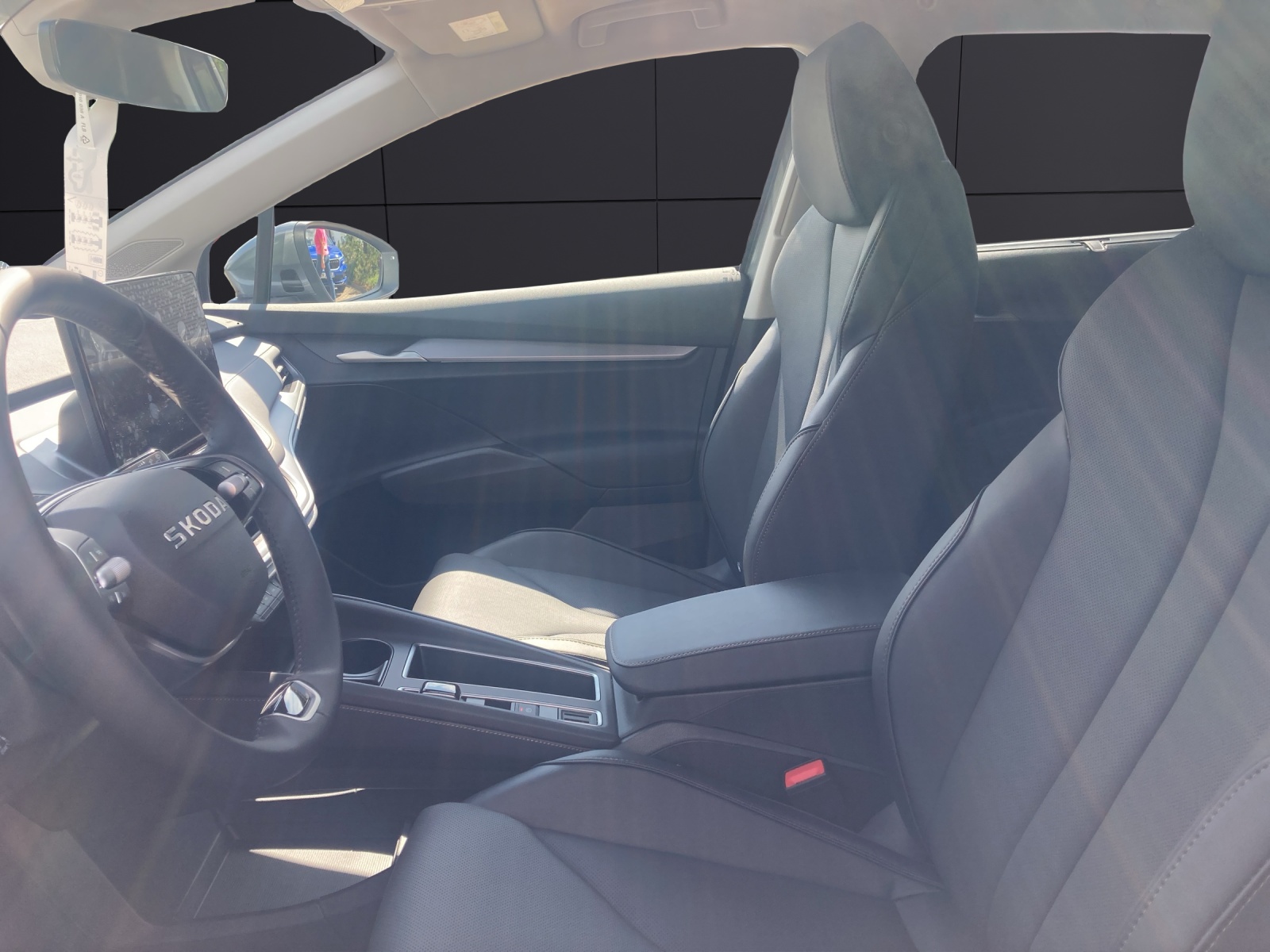 Fahrzeugabbildung SKODA Enyaq 85 x eco Suite