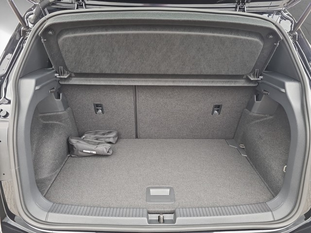 Fahrzeugabbildung Volkswagen T-Cross R-Line DSG Matrix ACC AHK RFK Beats SH 20