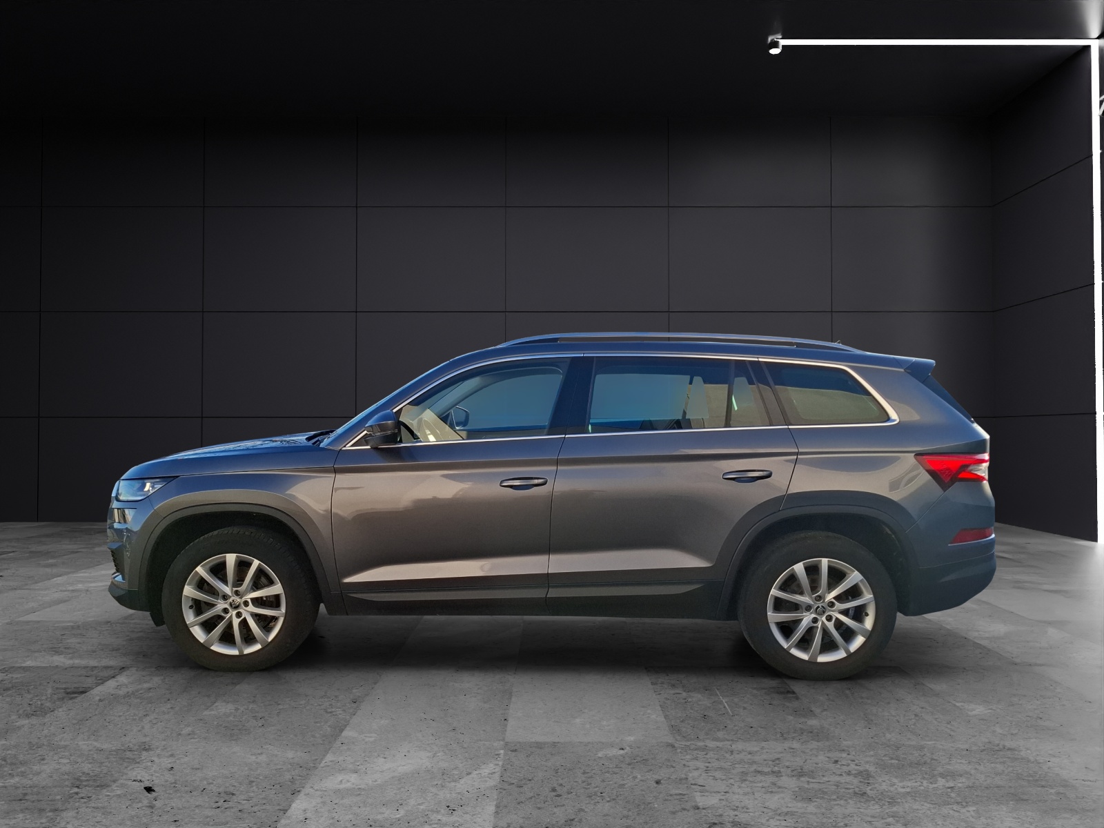 Fahrzeugabbildung SKODA Kodiaq TSI Style DSG 4x4 Standhzg. Matrix Navi Leder AID ACC RFK SH