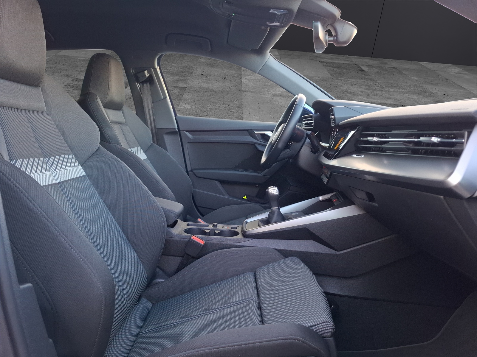 Fahrzeugabbildung Audi A3 Sportback 30 TFSI advanced Navi AVC ACC PDC SH LM