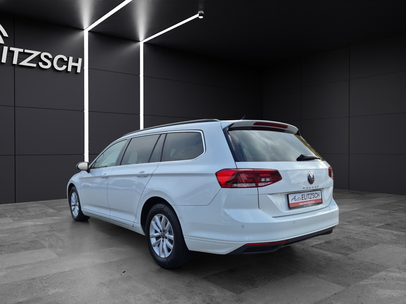 Fahrzeugabbildung Volkswagen Passat Variant TDI Business DSG STH LED Navi AID ACC RFK SH