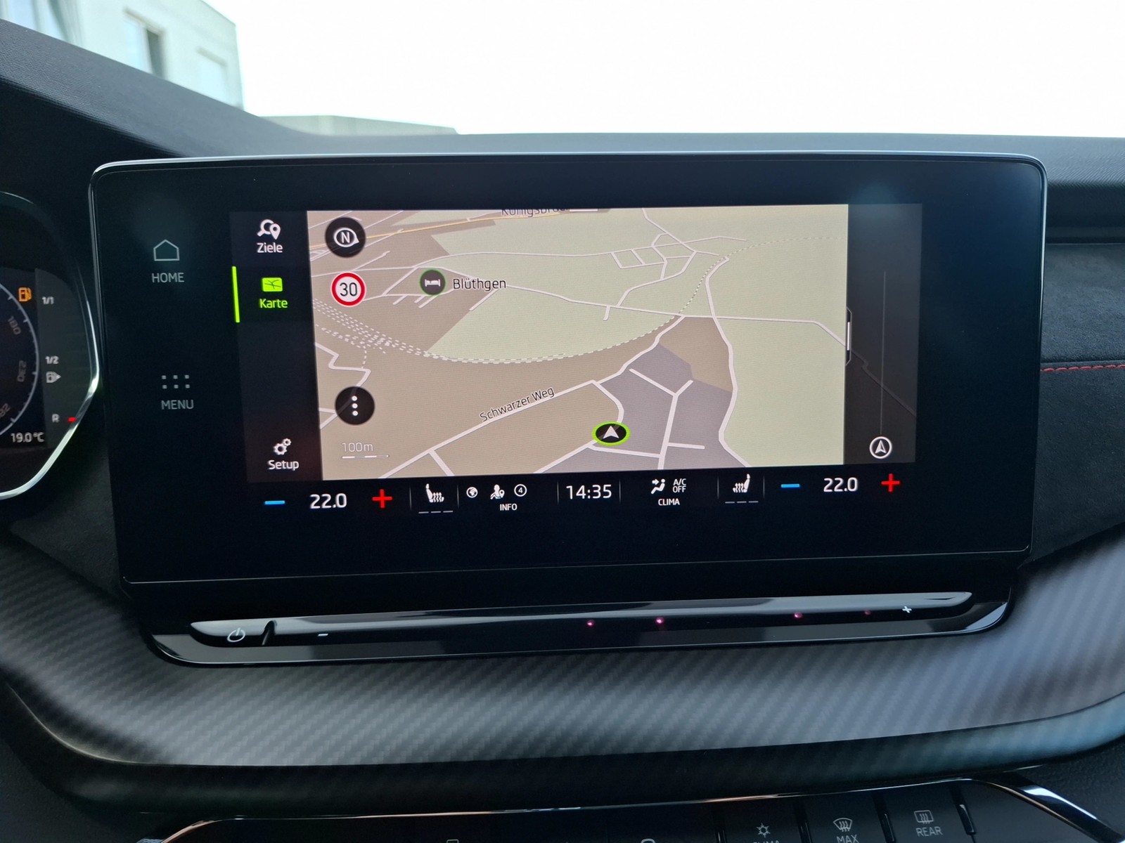 Fahrzeugabbildung SKODA Octavia CombI TSI RS-Plus DSG Matrix Navi Pano HUD ACC RFK Canton SH 19