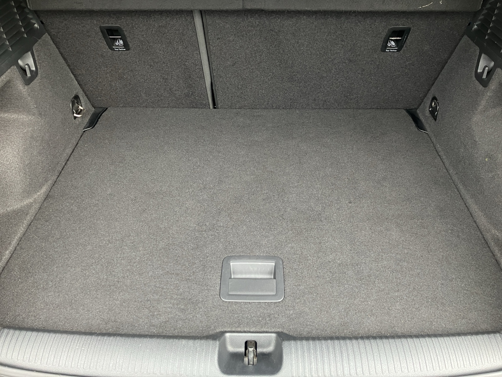 Fahrzeugabbildung Audi Q2 1.4 TFSI LED GRA RFK SHZ