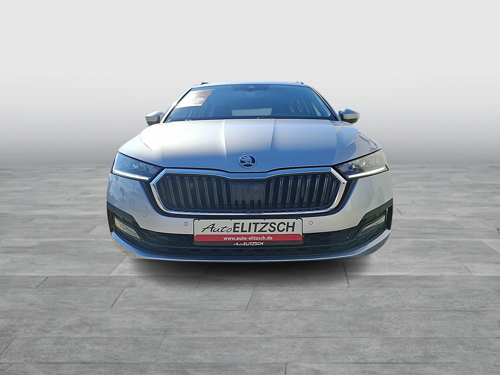 Fahrzeugabbildung SKODA Octavia Combi TDI Ambition LED Navi ACC PDC SH