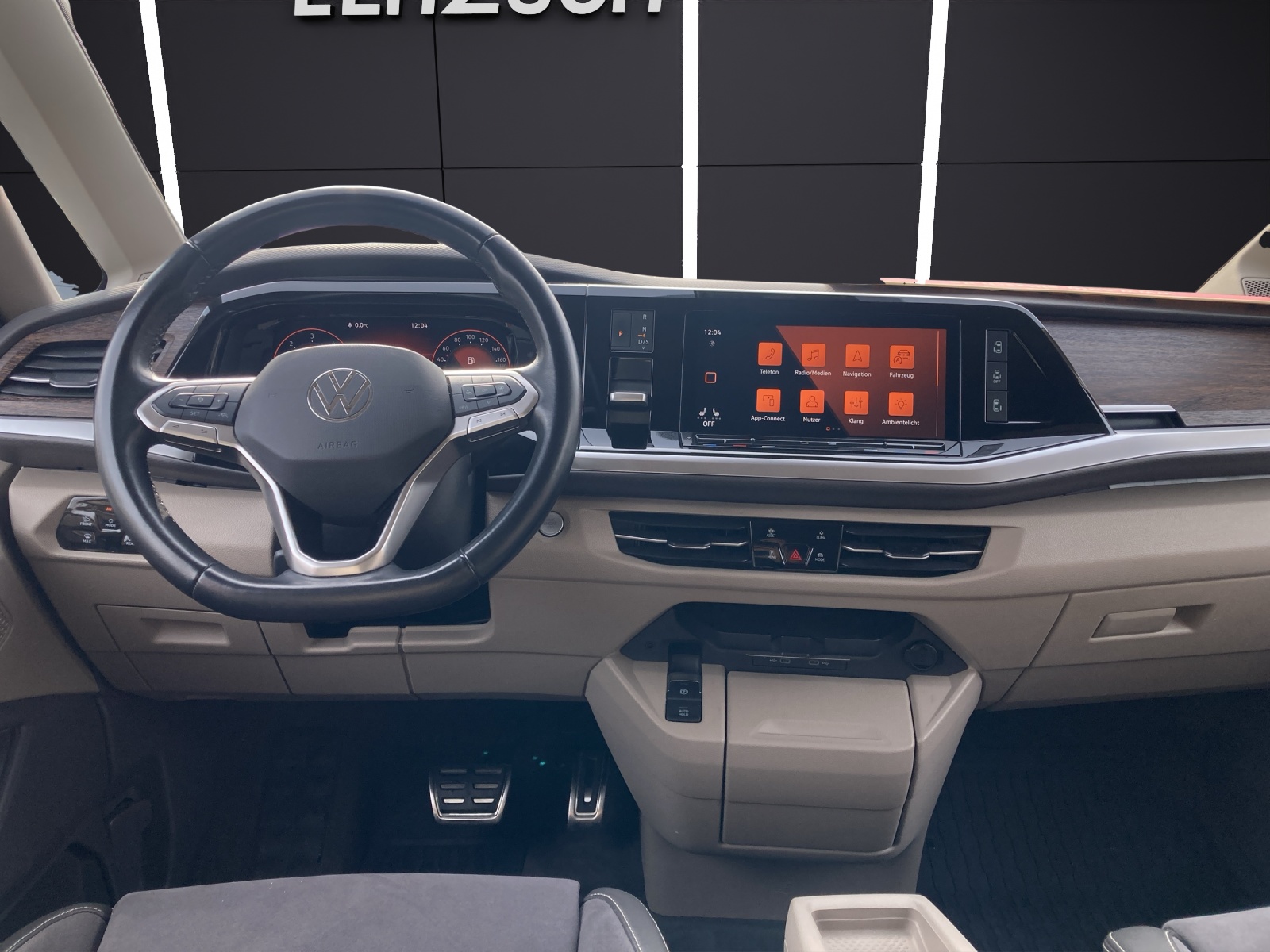 Fahrzeugabbildung Volkswagen T7 Multivan TDI STYLE DSG MATRIX ACC AHZV