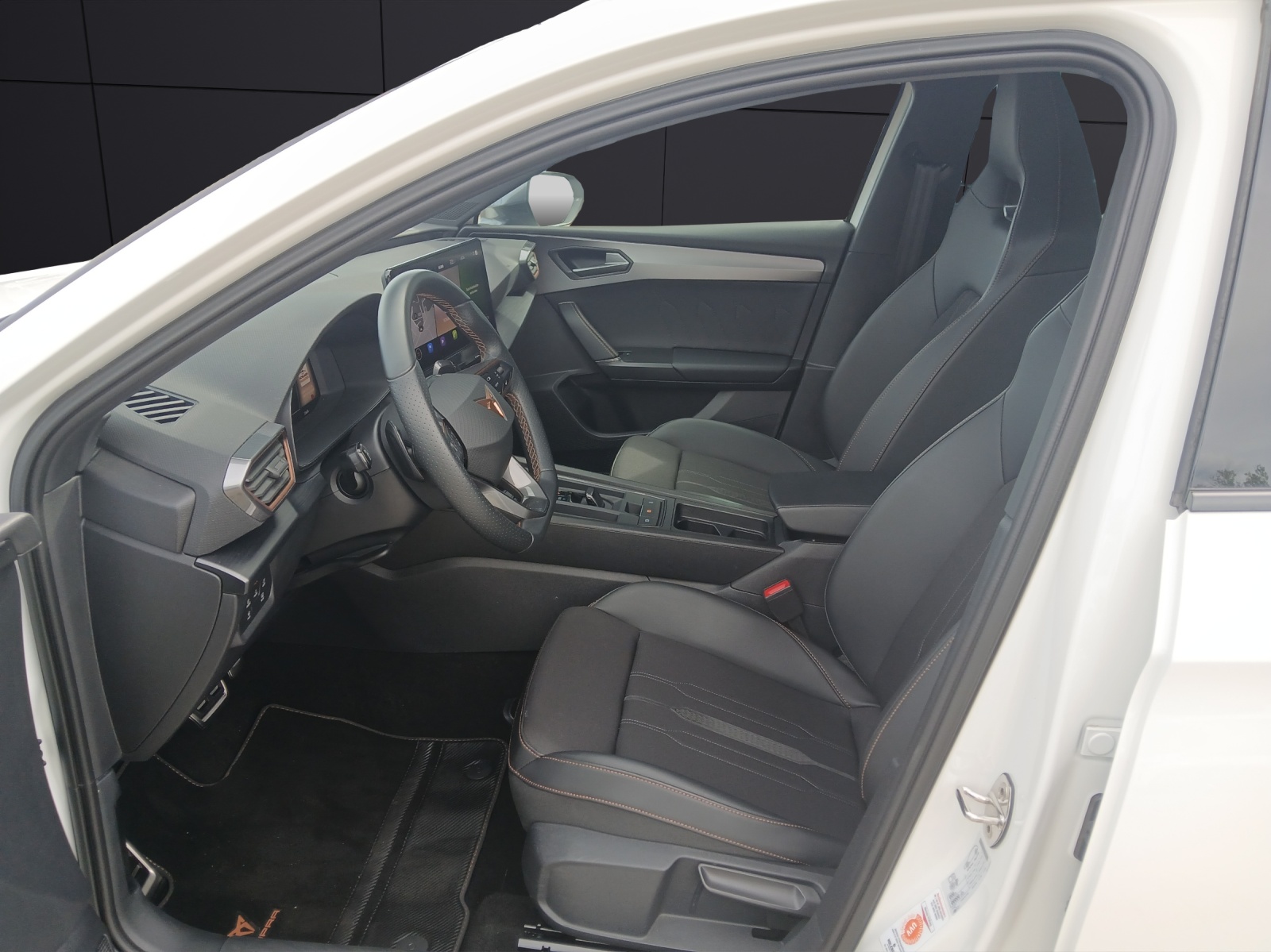 Fahrzeugabbildung CUPRA Leon SP TSI DSG LED AHK Navi ACC RFK SH