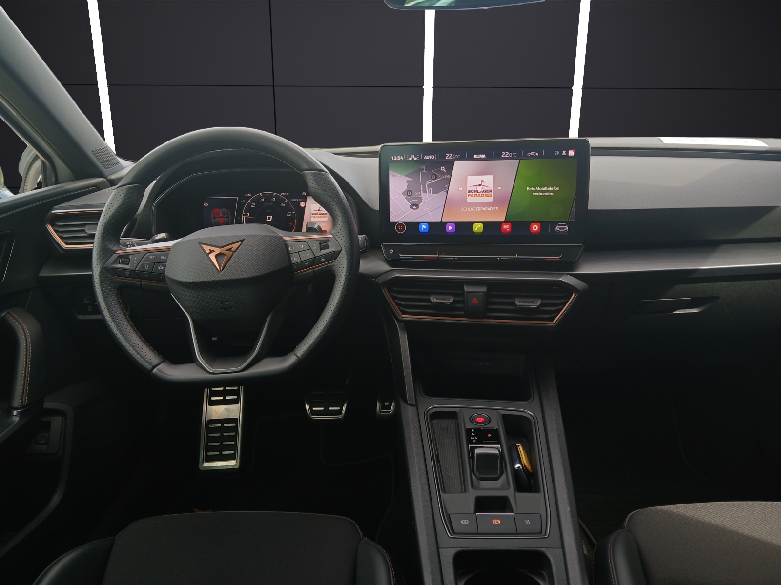 Fahrzeugabbildung CUPRA Leon SP TSI DSG LED AHK Navi ACC RFK SH