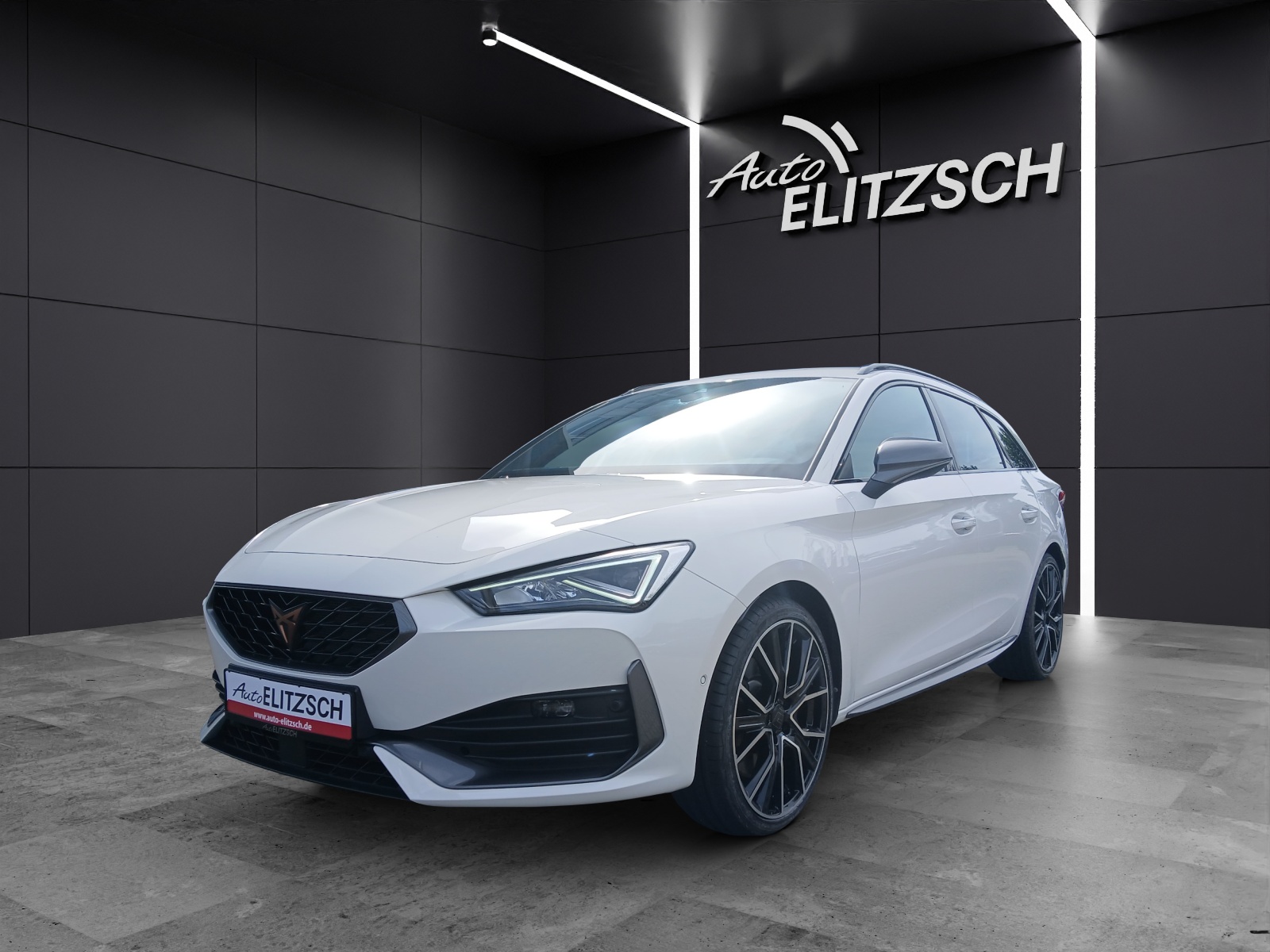 Fahrzeugabbildung CUPRA Leon SP TSI DSG LED AHK Navi ACC RFK SH