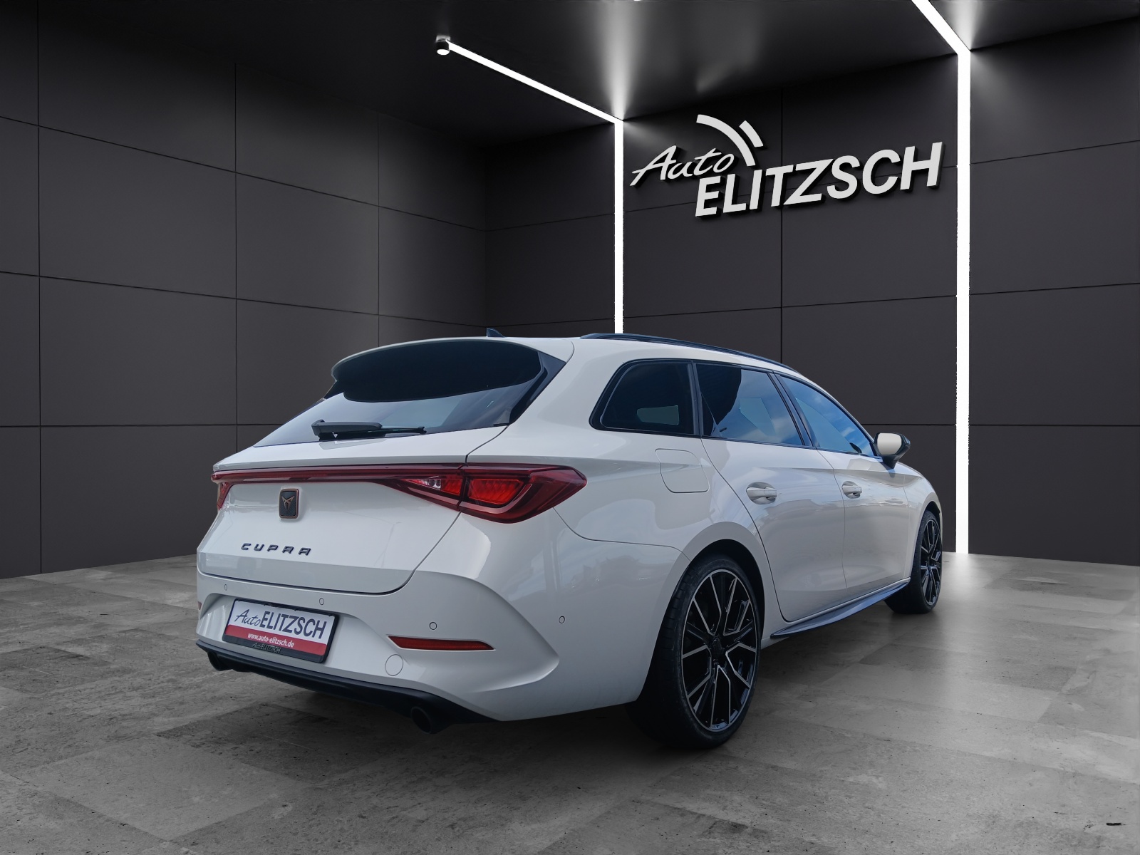 Fahrzeugabbildung CUPRA Leon SP TSI DSG LED AHK Navi ACC RFK SH