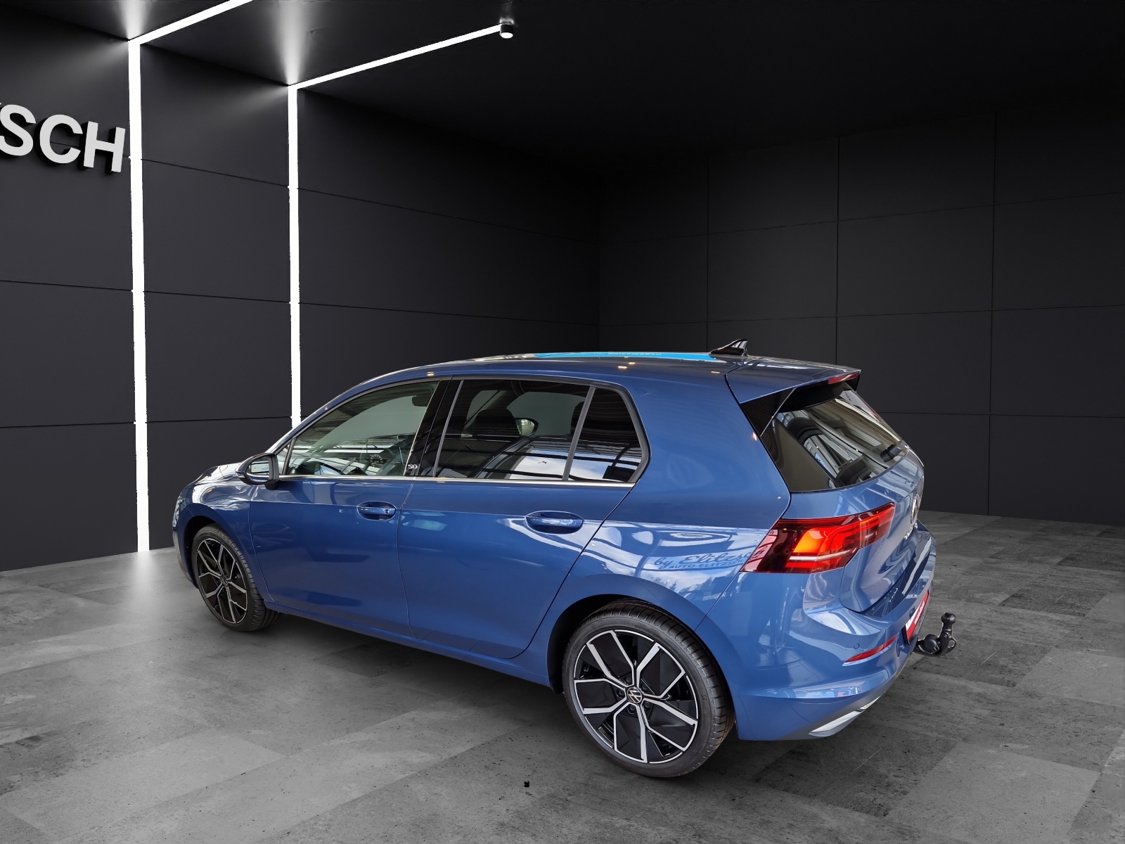 Fahrzeugabbildung Volkswagen Golf VIII eTSI Edition 50 DSG AHK Pano HUD LED-Plus DCC ACC