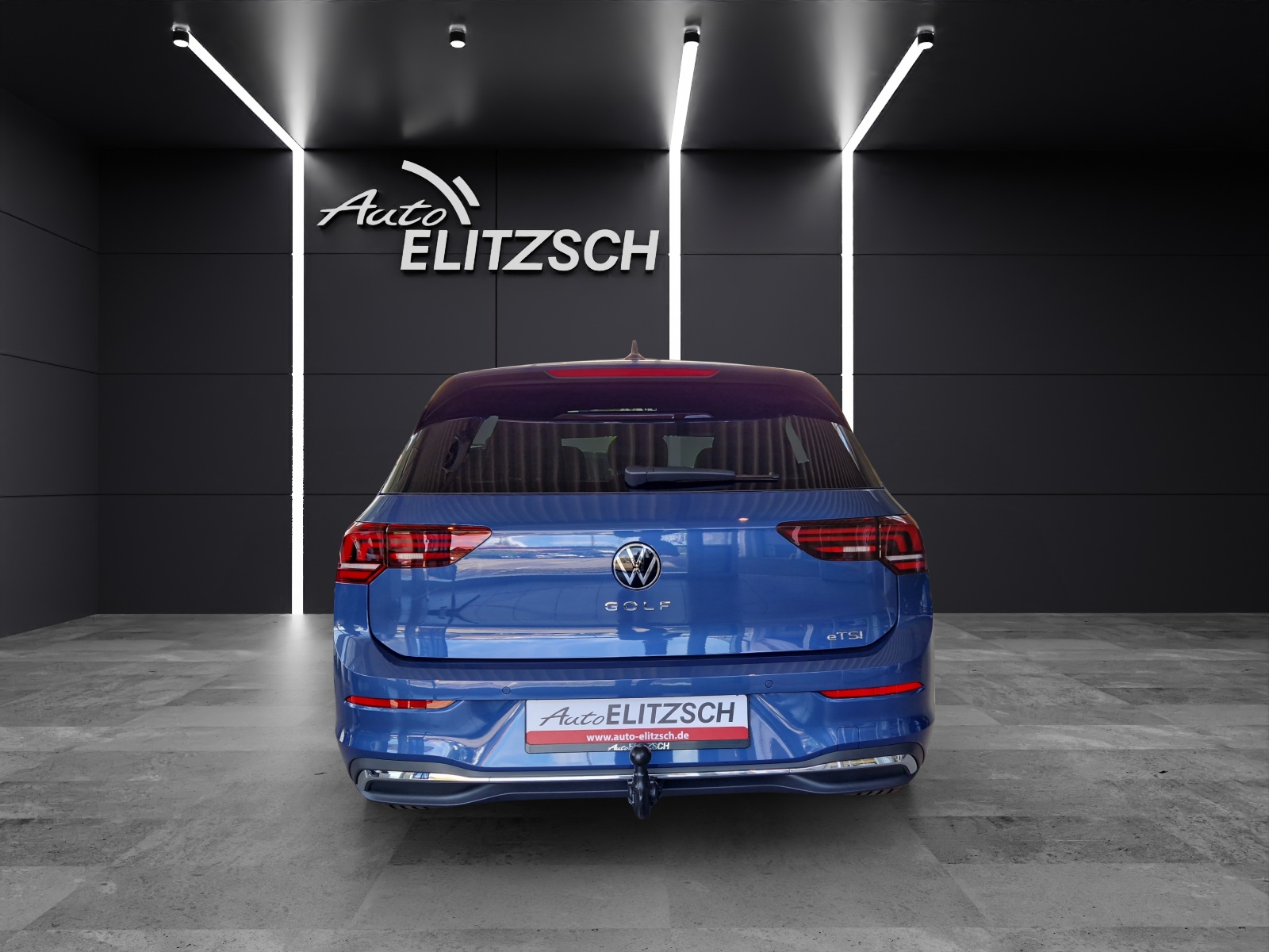 Fahrzeugabbildung Volkswagen Golf VIII eTSI Edition 50 DSG AHK Pano HUD LED-Plus DCC ACC