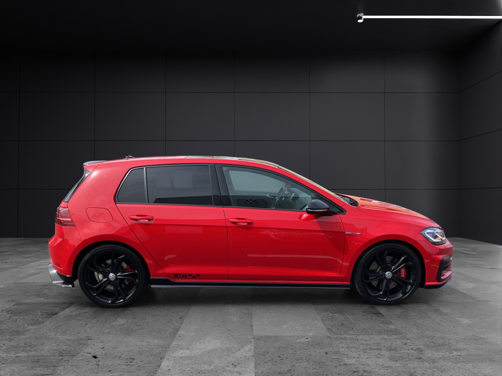 Fahrzeugabbildung Volkswagen Golf VII GTI TCR DSG LED Navi Pano AID ACC RFK