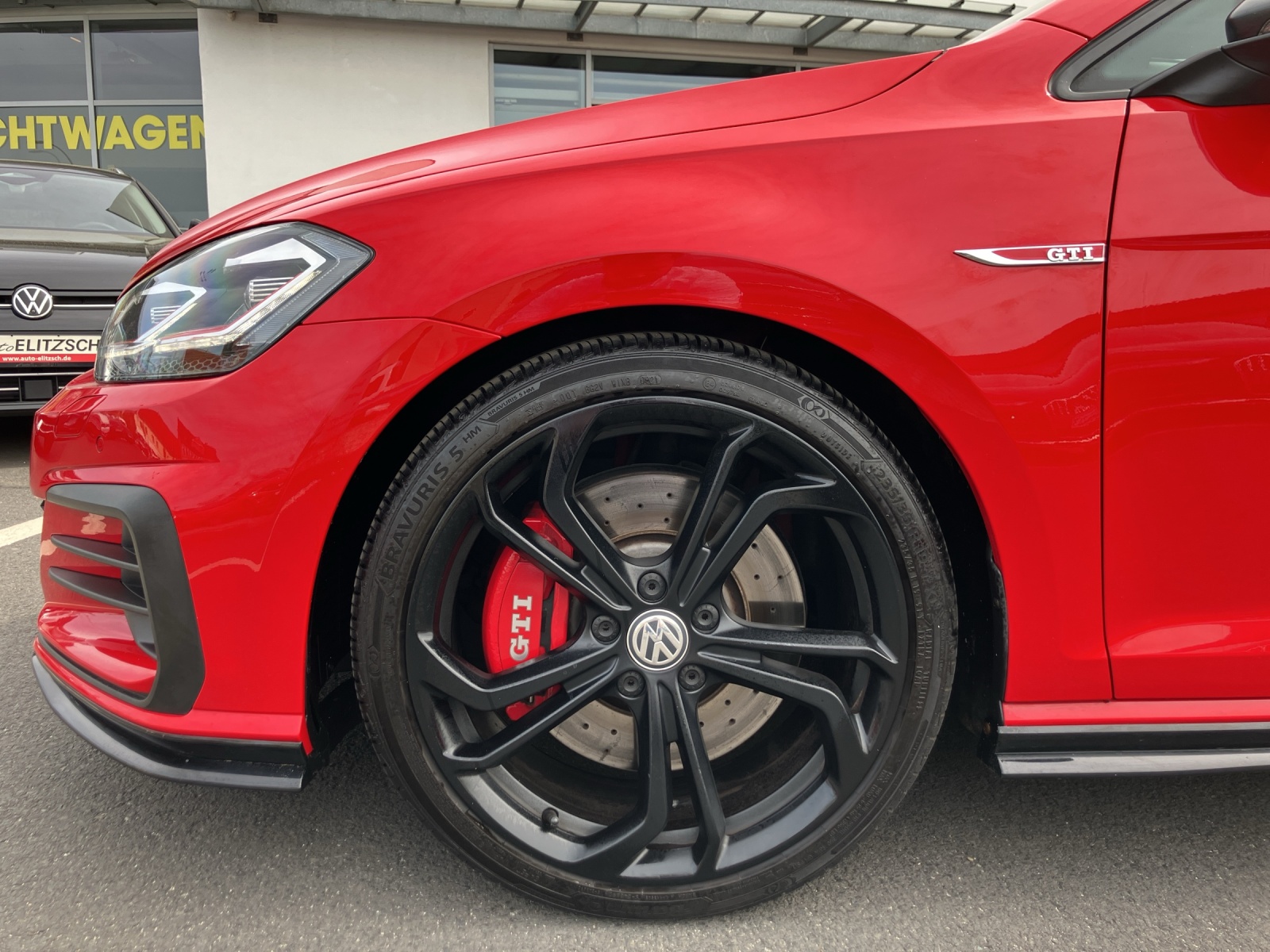 Fahrzeugabbildung Volkswagen Golf VII GTI TCR DSG LED Navi Pano AID ACC RFK