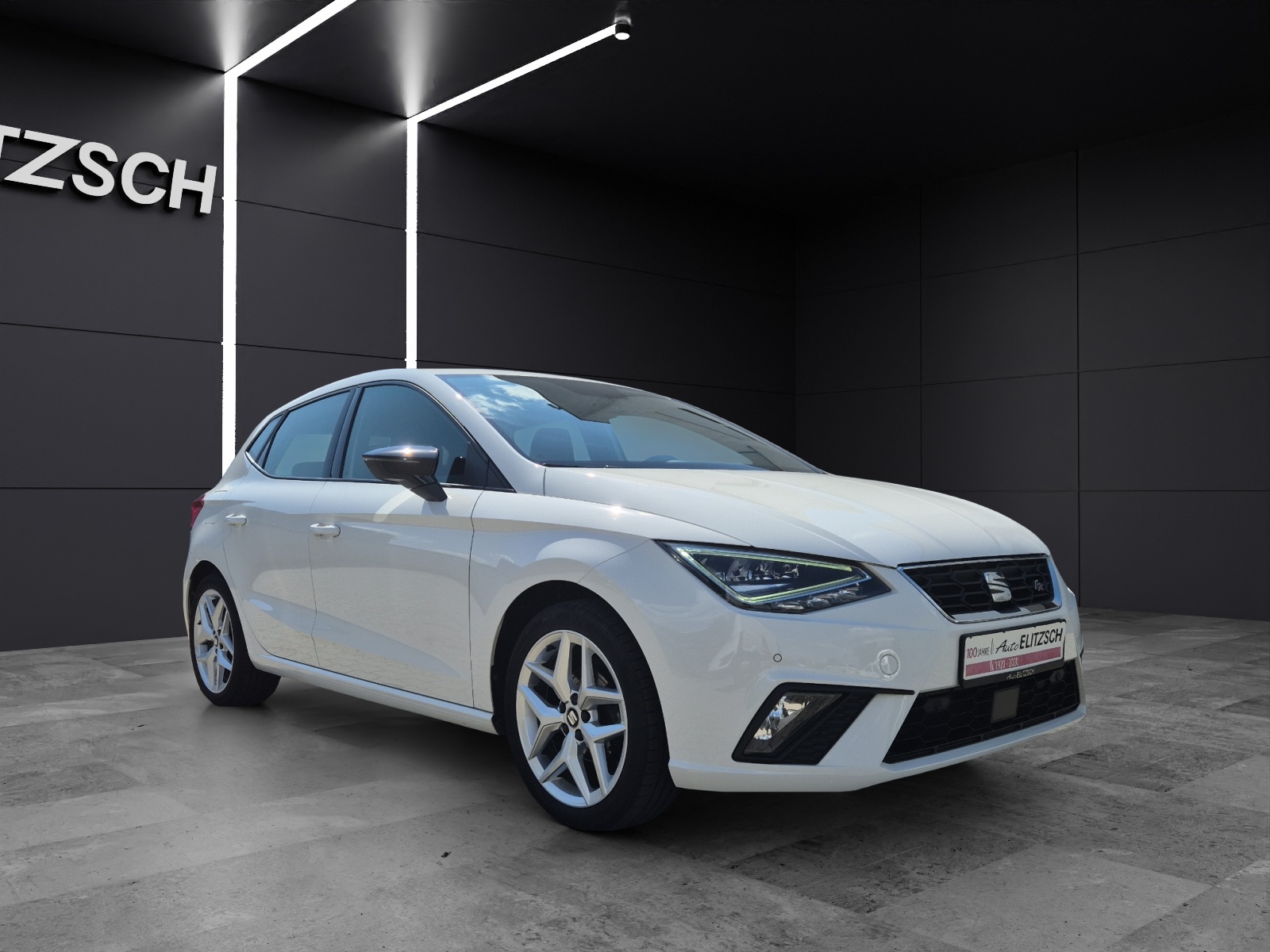 Fahrzeugabbildung SEAT Ibiza TSI FR-Line Beats LED Navi AID ACC RFK SH
