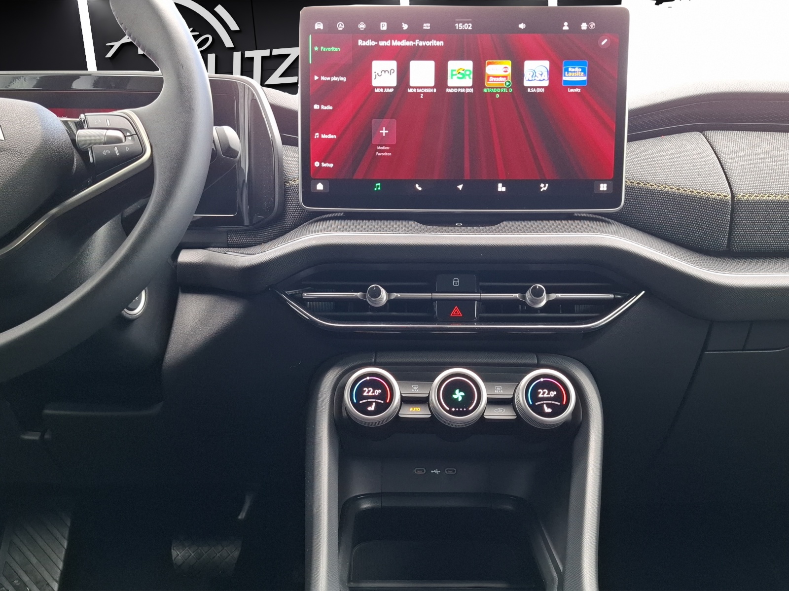 Fahrzeugabbildung SKODA Kodiaq TSI Selection DSG 4x4 7-Si Matrix AHK Navi AID ACC RFK SH