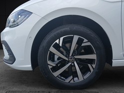 Fahrzeugabbildung Volkswagen Polo TSI Energy LED ACC RFK