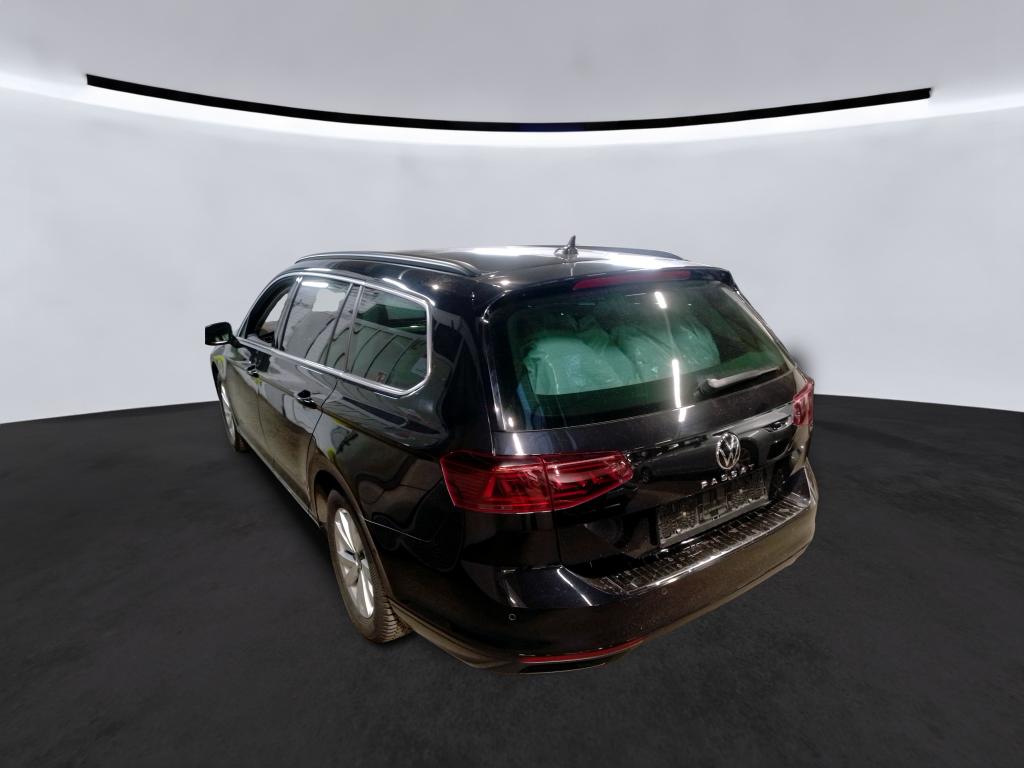 Fahrzeugabbildung Volkswagen Passat Variant TDI Business DSG Standhzg. Matrix AHK Navi HUD AID Pano ACC RFK Leder SH