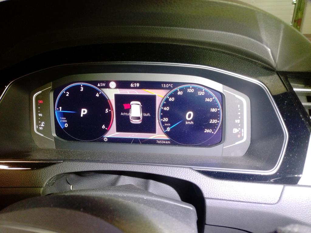 Fahrzeugabbildung Volkswagen Passat Variant TDI Business DSG Standhzg. Matrix AHK Navi HUD AID Pano ACC RFK Leder SH