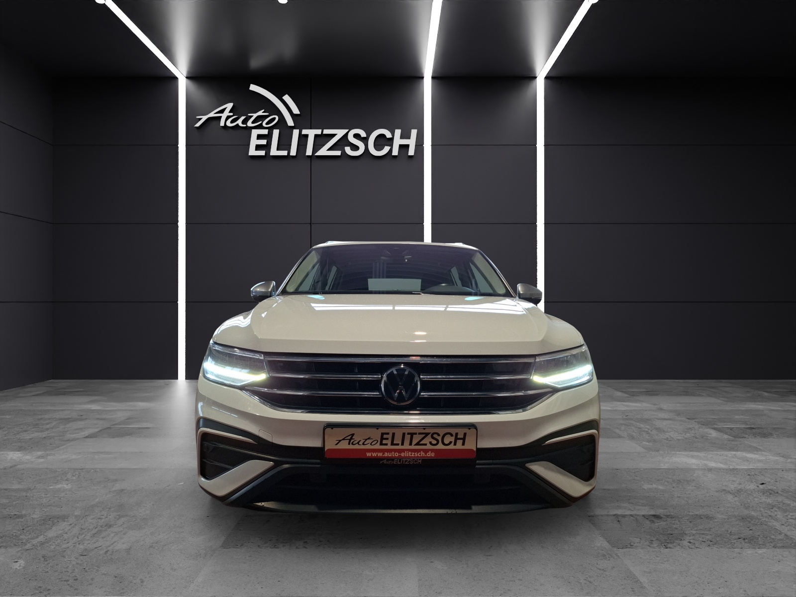 Fahrzeugabbildung Volkswagen Tiguan Allspace TSI Life LED APP AID ACC PDC SH 18