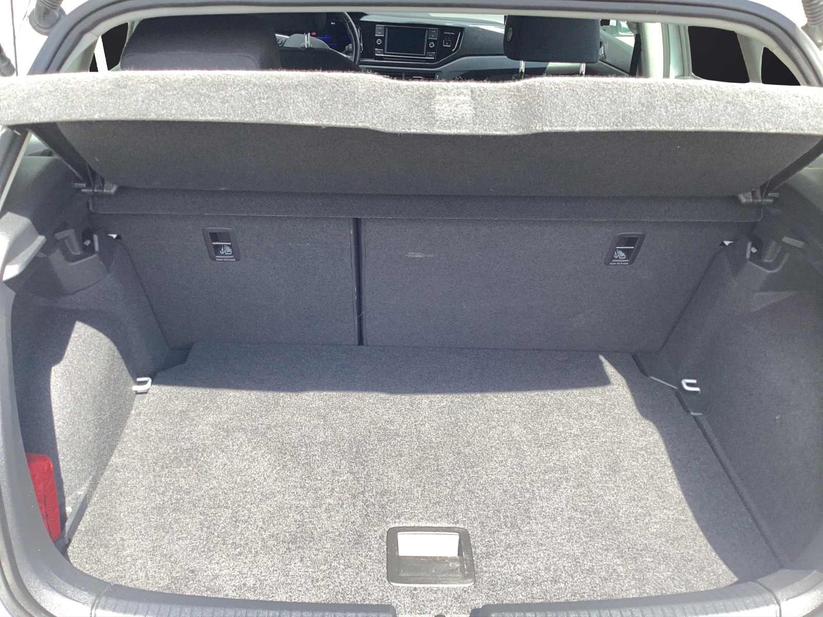 Fahrzeugabbildung Volkswagen Polo TSI Life DSG LED Klima AID DAB PDC
