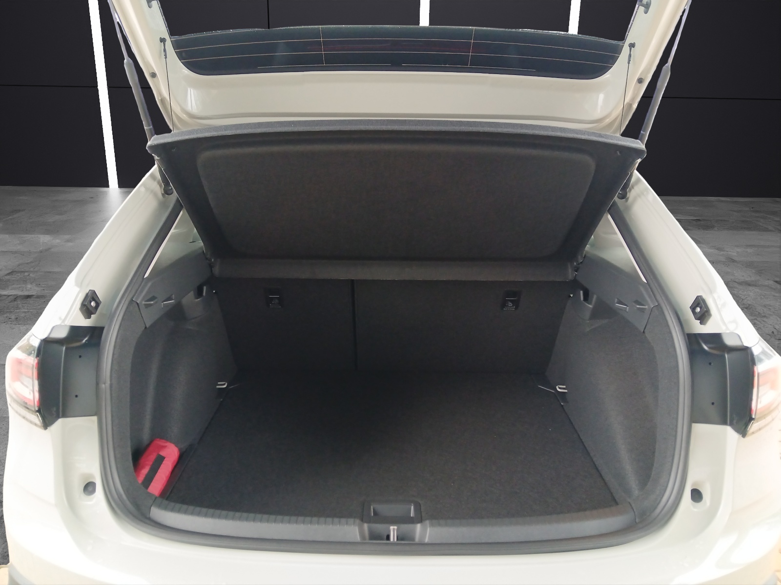 Fahrzeugabbildung Volkswagen Taigo Energy LED DAB ACC