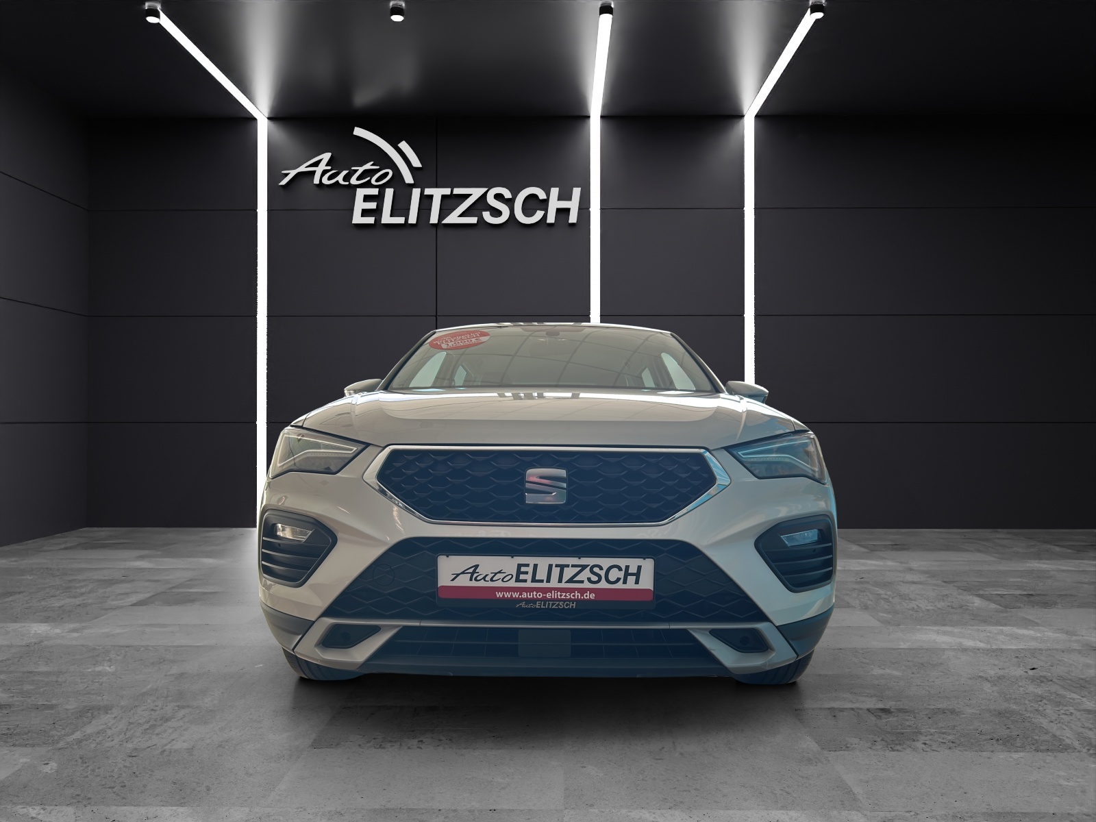 Fahrzeugabbildung SEAT Ateca TSI Style LED Navi GRA RFK SH