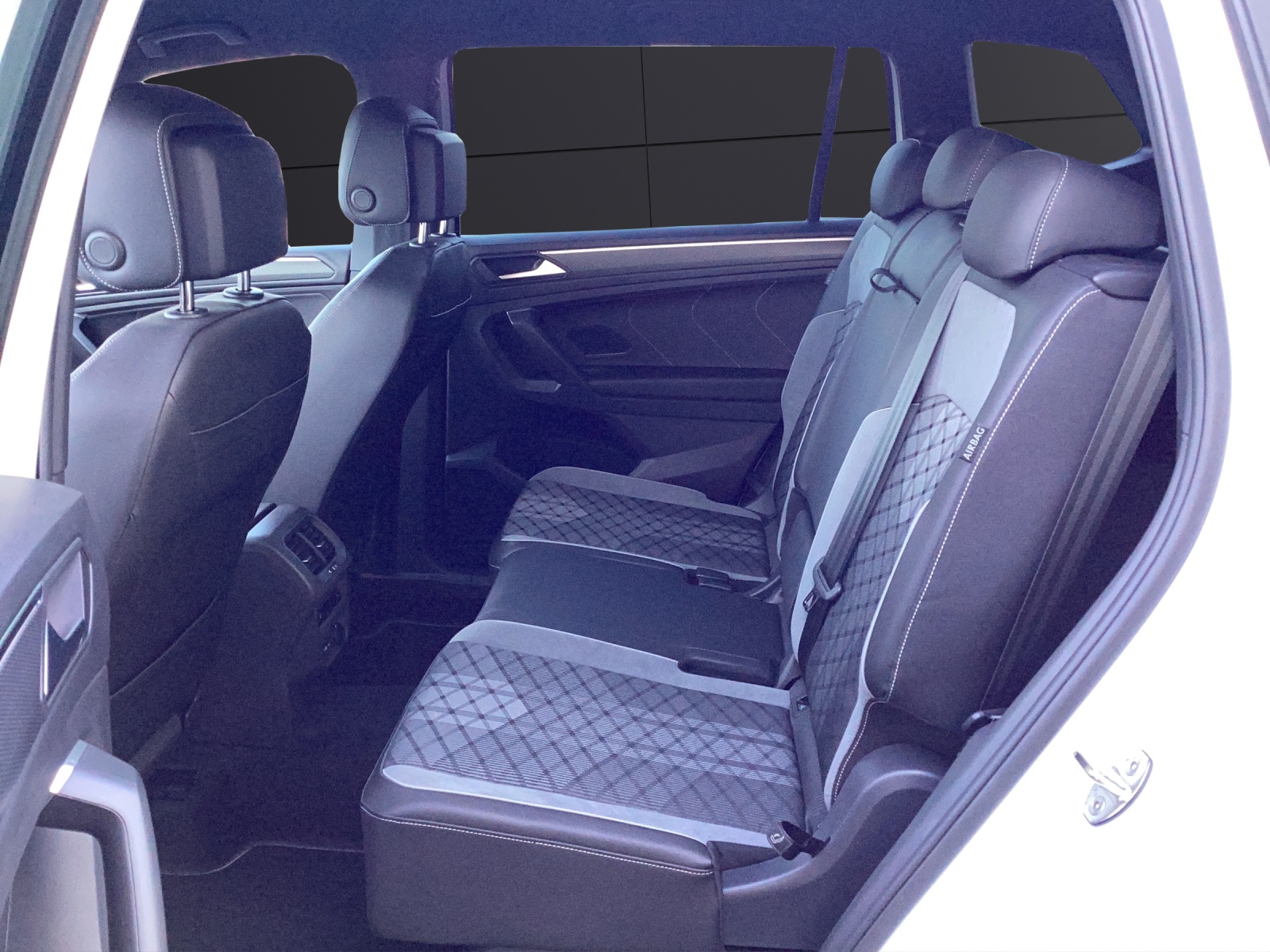 Fahrzeugabbildung Volkswagen Tiguan Allspace R-Line 4Motion SH LM20