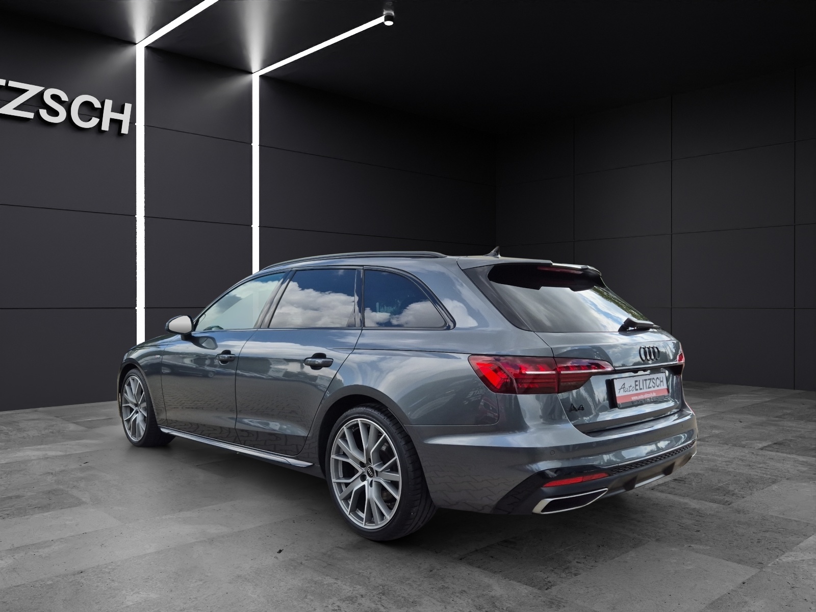 Fahrzeugabbildung Audi A4 Avant 40 TFSI S line Matrix Virtual Cockpit