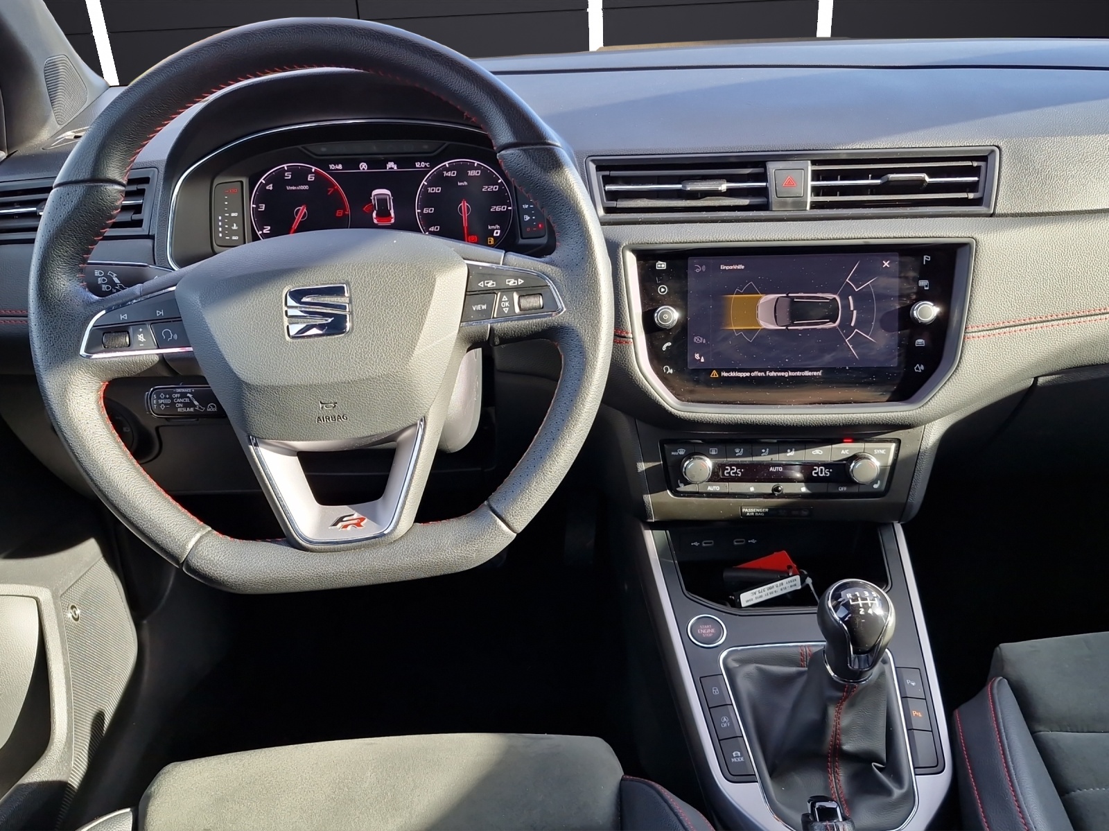 Fahrzeugabbildung SEAT Arona 1.0 TSI FR DSG BEATS NAVI RFK