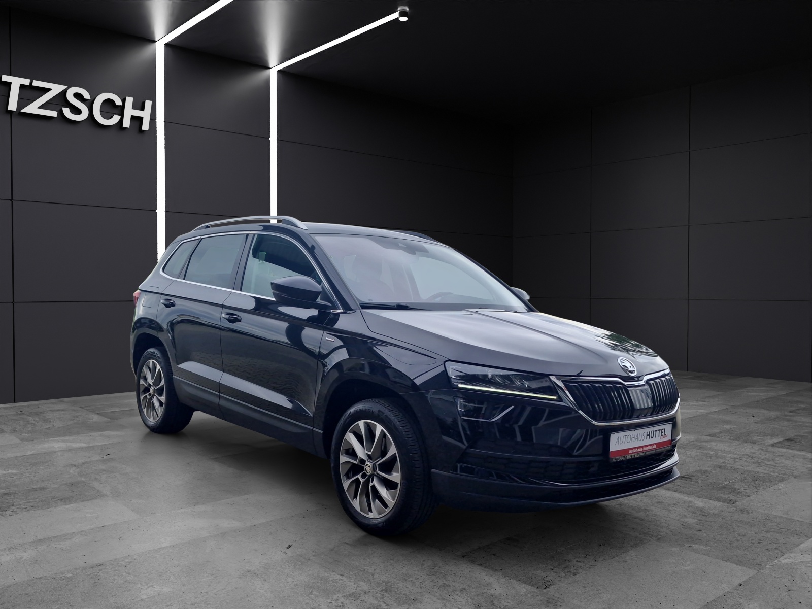 Fahrzeugabbildung SKODA Karoq Clever 1.5 TSI DSG LED Navi ACC AHK 4xSHZ VC