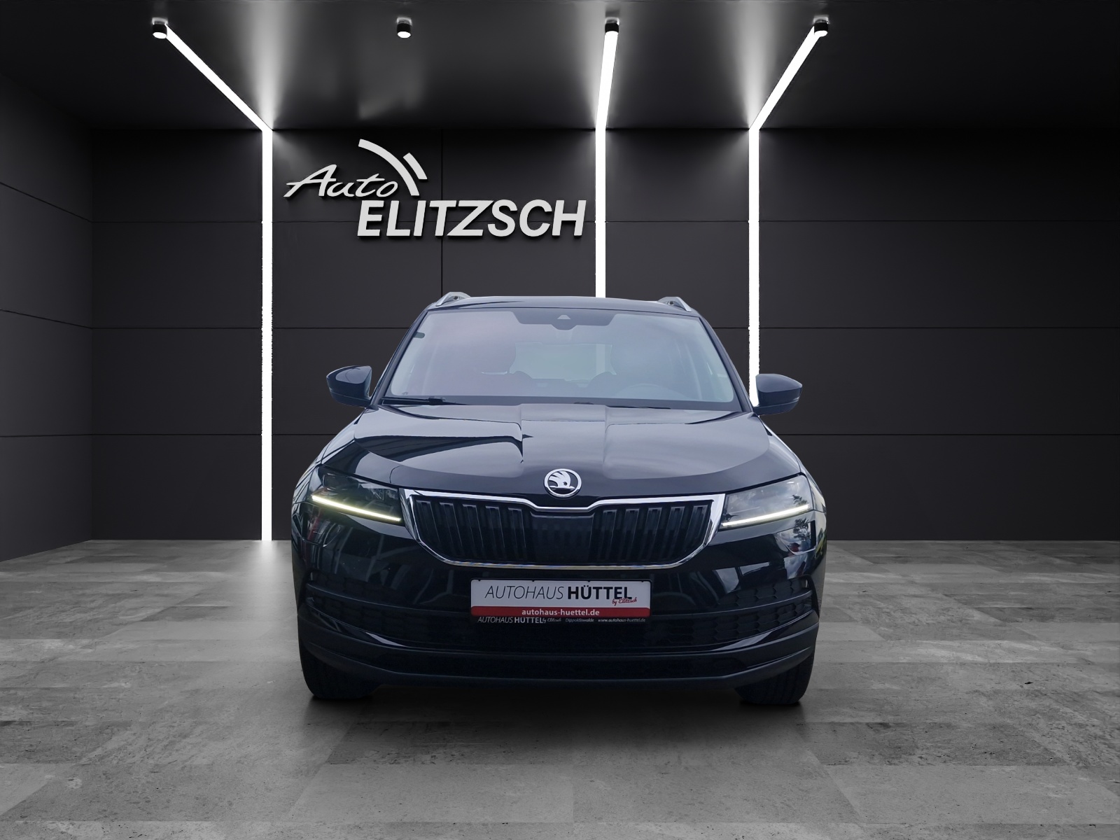 Fahrzeugabbildung SKODA Karoq Clever 1.5 TSI DSG LED Navi ACC AHK 4xSHZ VC