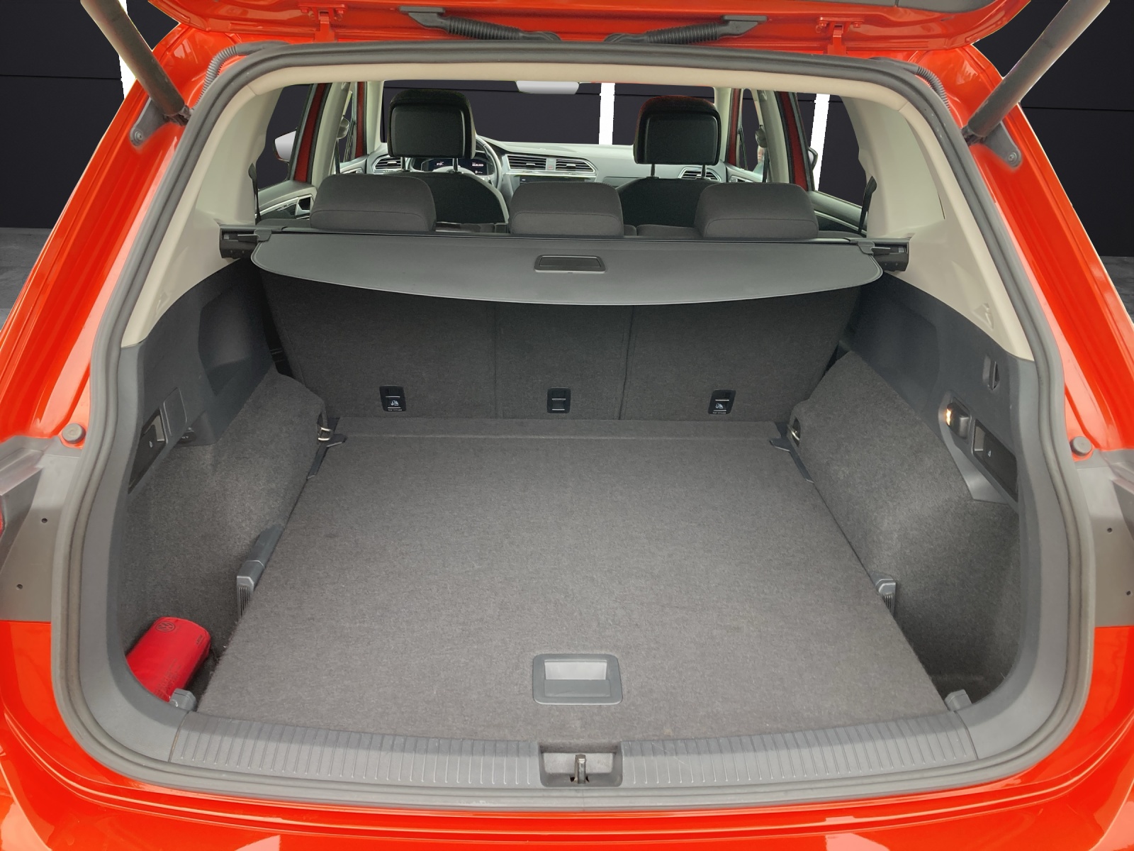 Fahrzeugabbildung Volkswagen Tiguan Allspace TDI Highline DSG 4M STH LED AHK Navi ACC RFK 19